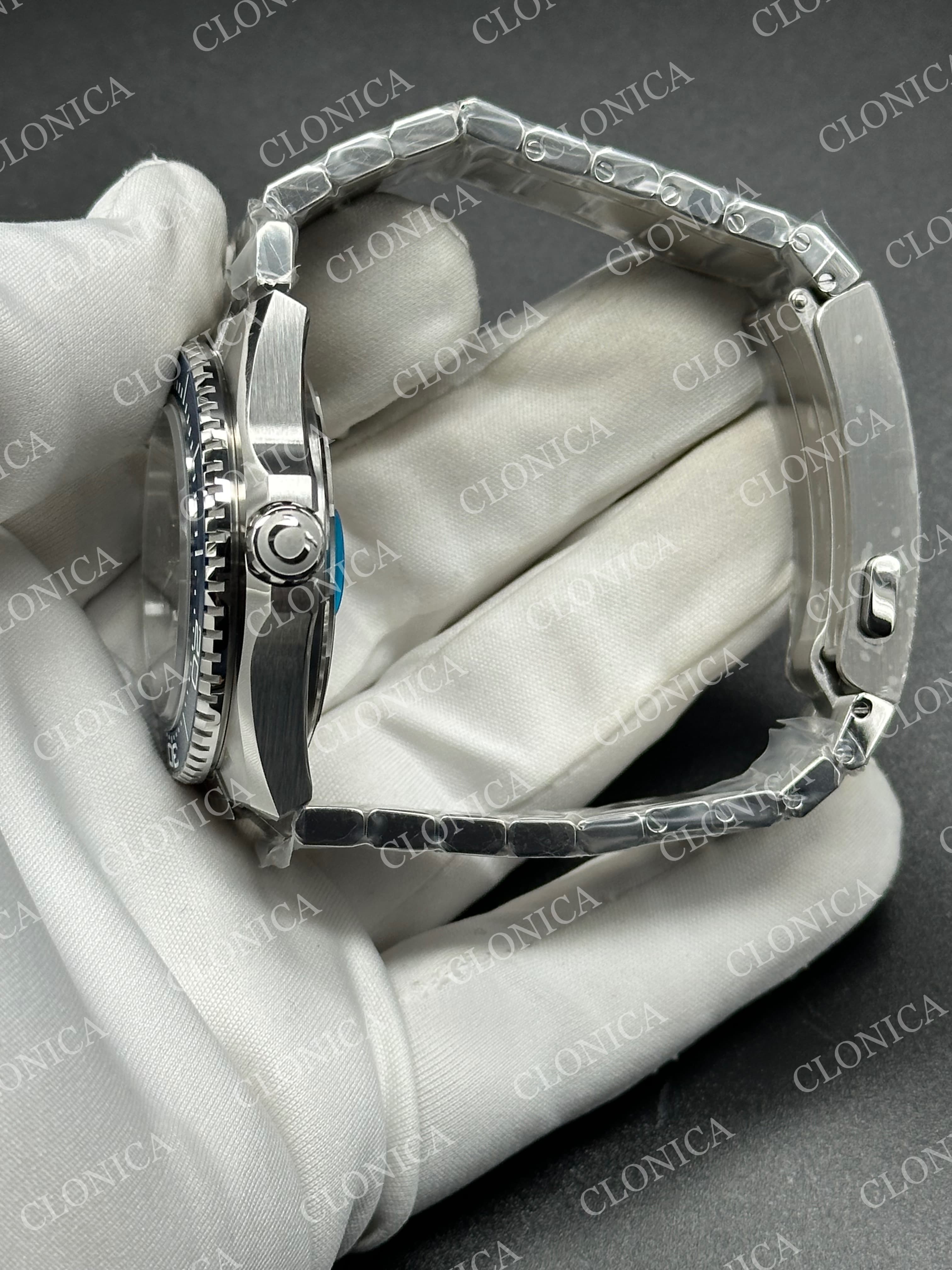 SEAMASTER 6000M PLANET OCEAN SS BLACK DIAL BLUE CERAMIC BEZEL ON STAINLESS STEEL BRACELET — view 4