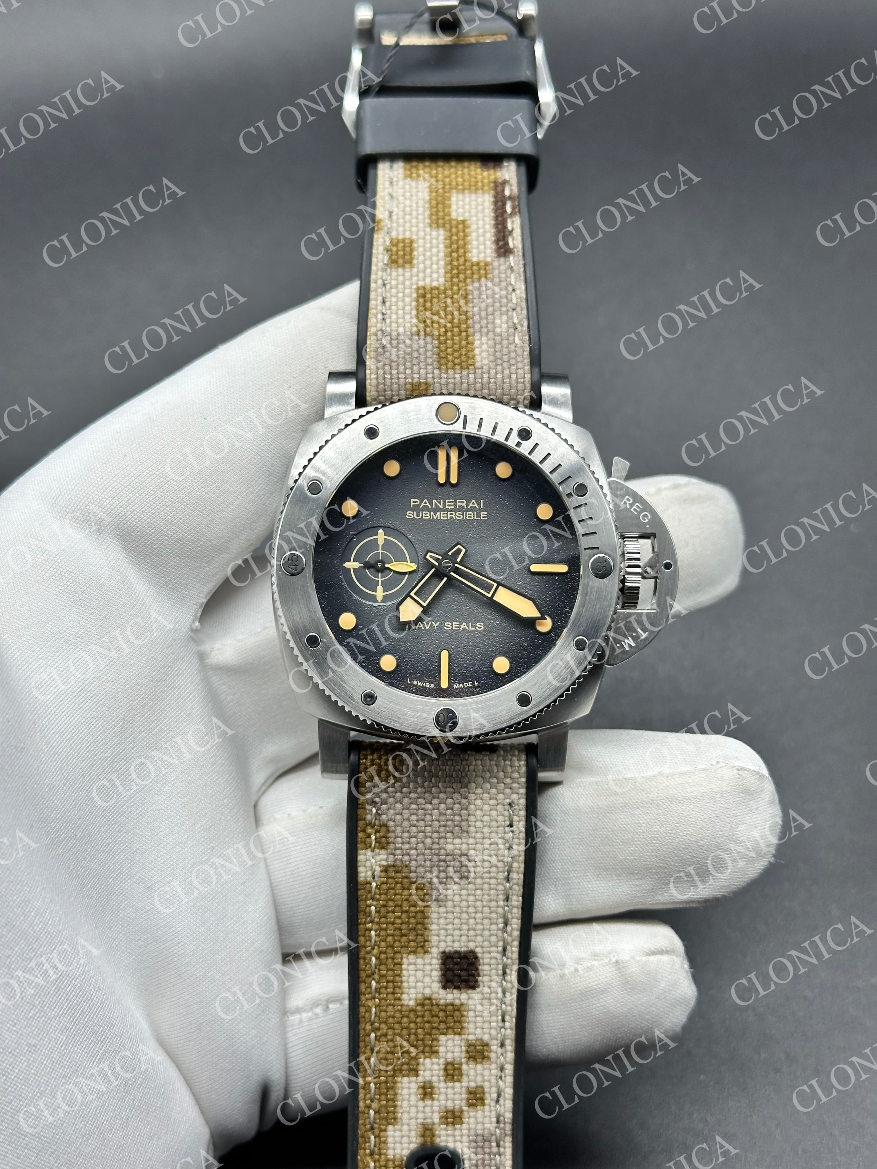 PAM1518 SUBMERSIBLE 44MM 1:1 GRAY OMBRE DIAL ON CAMOUFLAGE STRAP P900 — view 1