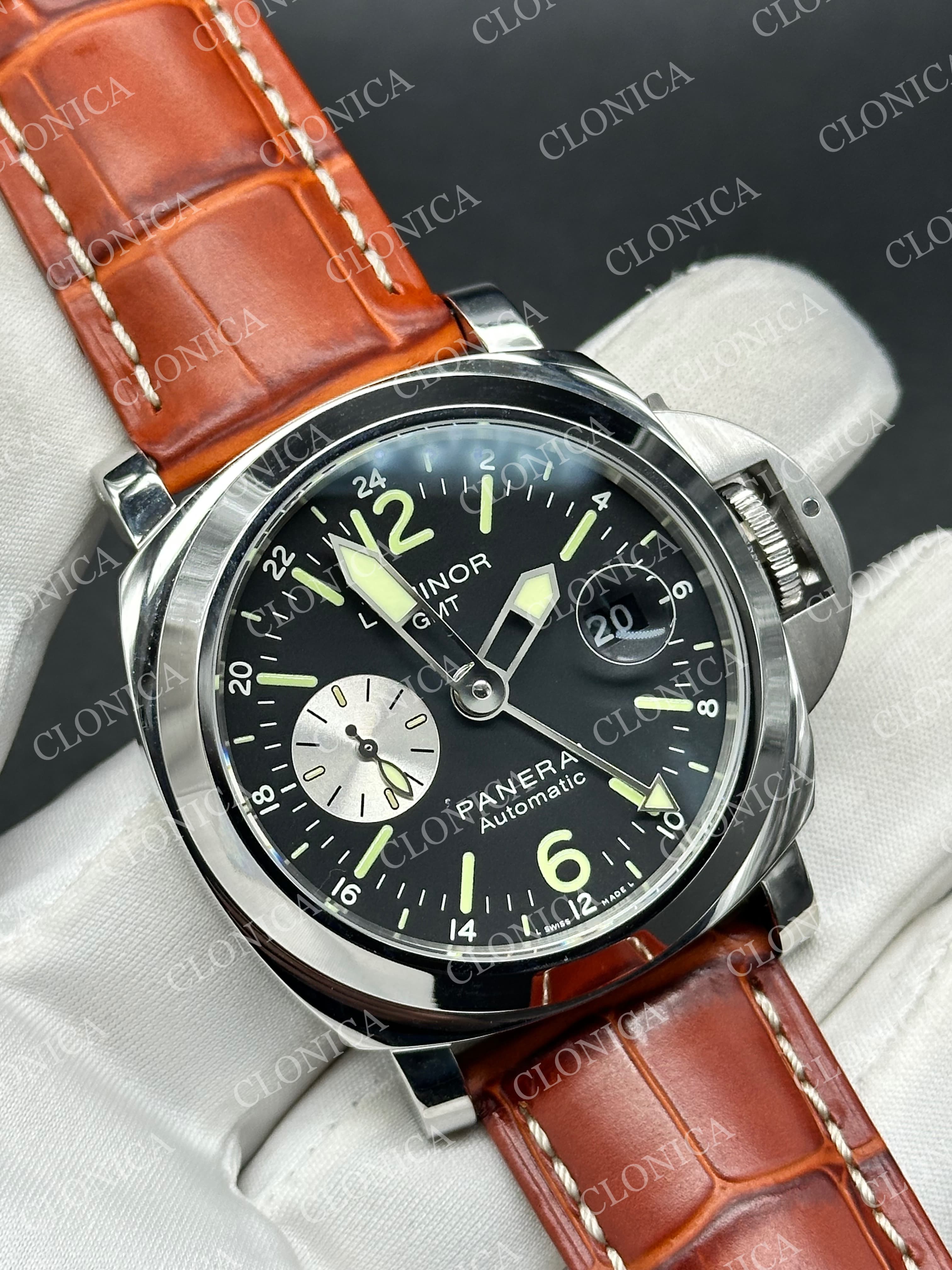 PAM088 1:1 GREEN DIAL ON BROWN LEATHER STRAP P.9010 CLONE — view 2