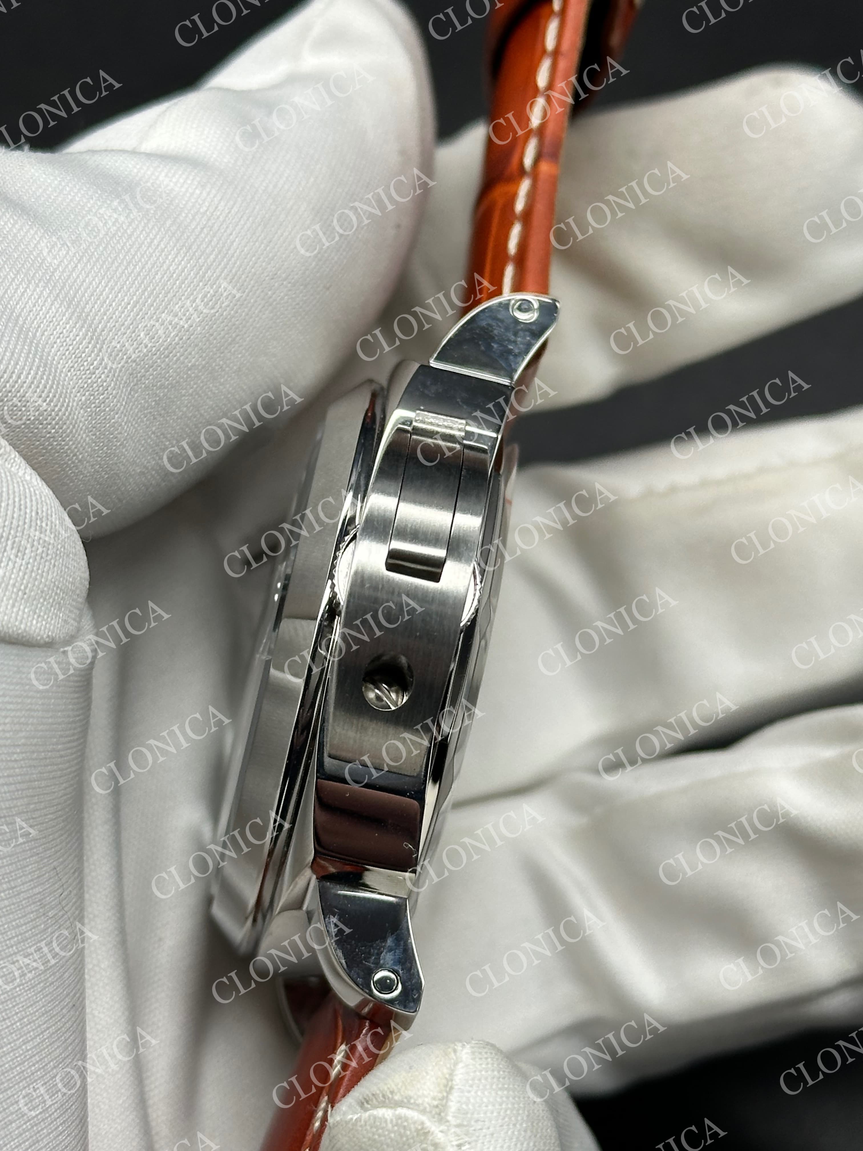 PAM088 1:1 GREEN DIAL ON BROWN LEATHER STRAP P.9010 CLONE — view 4