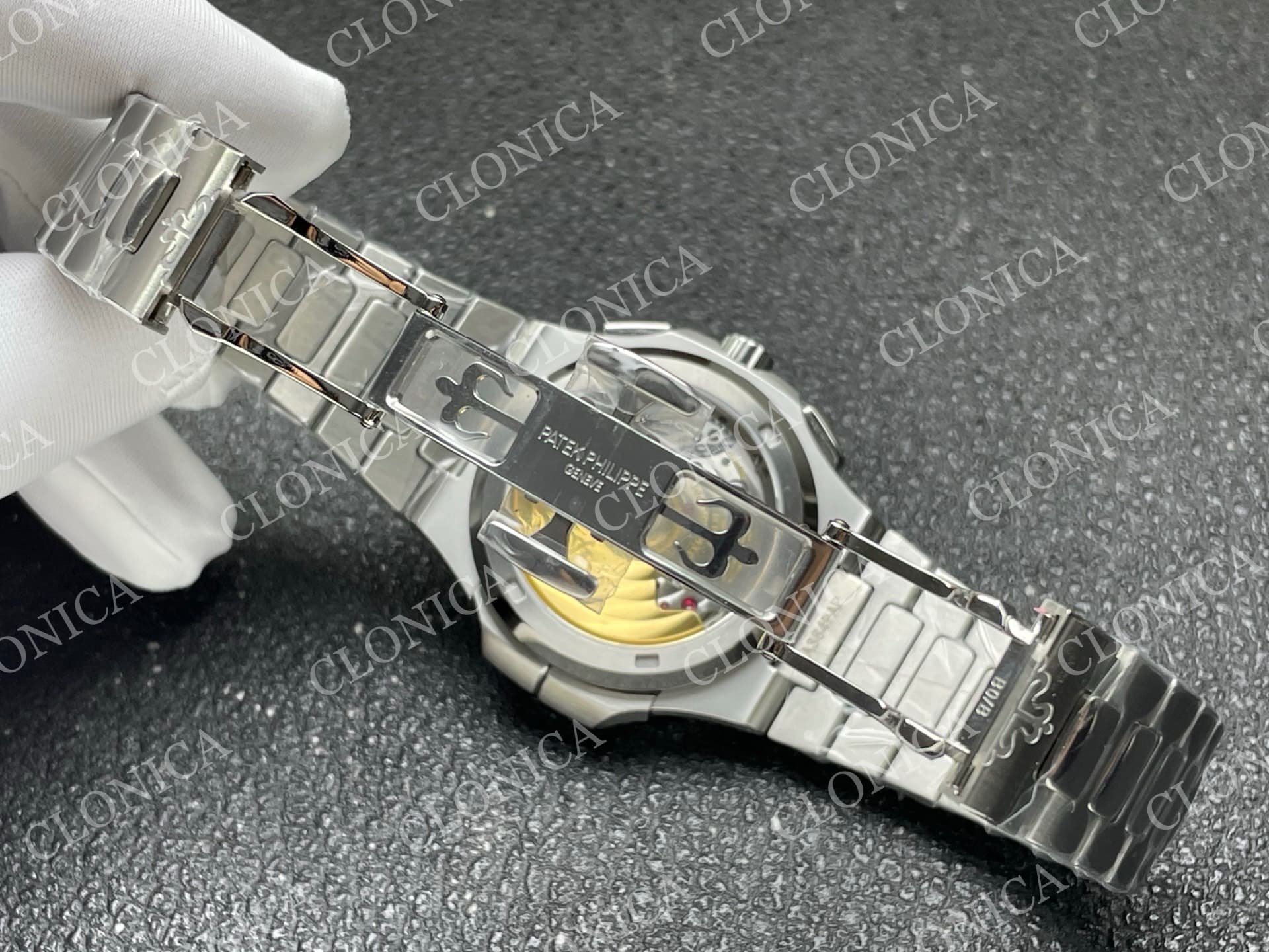 NAUTILUS 5990 SS GREY DIAL — view 6