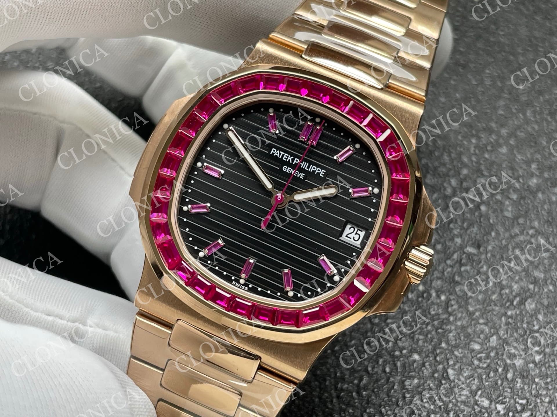 NAUTILUS 5711/1A REDT DIAMOND RG GRAY TEXTURED DIAL — view 4