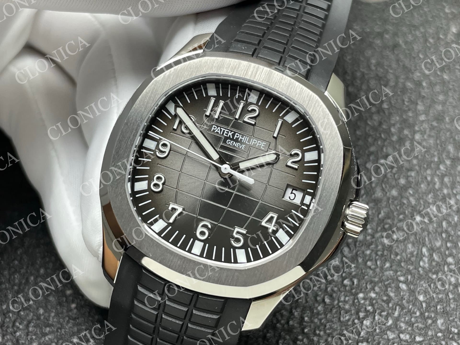 AQUANAUT 5167 SS BLACK DIAL ON BLACK STRAP — view 4