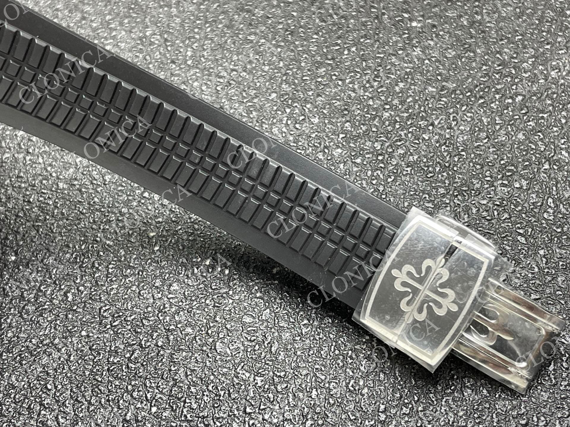 AQUANAUT 5167 SS BLACK DIAL ON BLACK STRAP — view 5