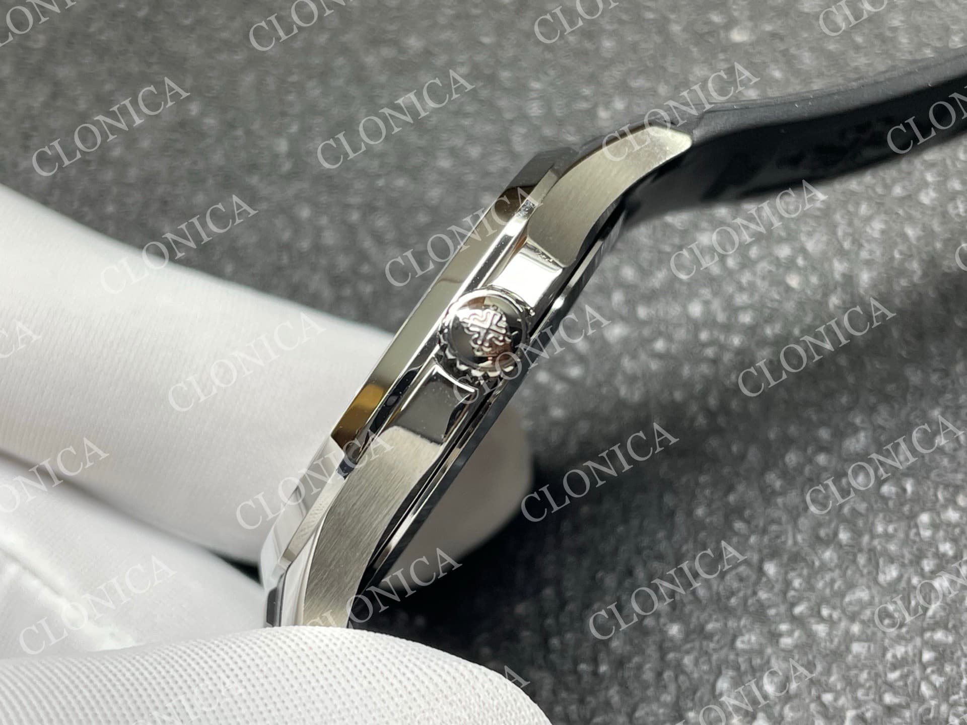 AQUANAUT 5167 SS BLACK DIAL ON BLACK STRAP — view 7