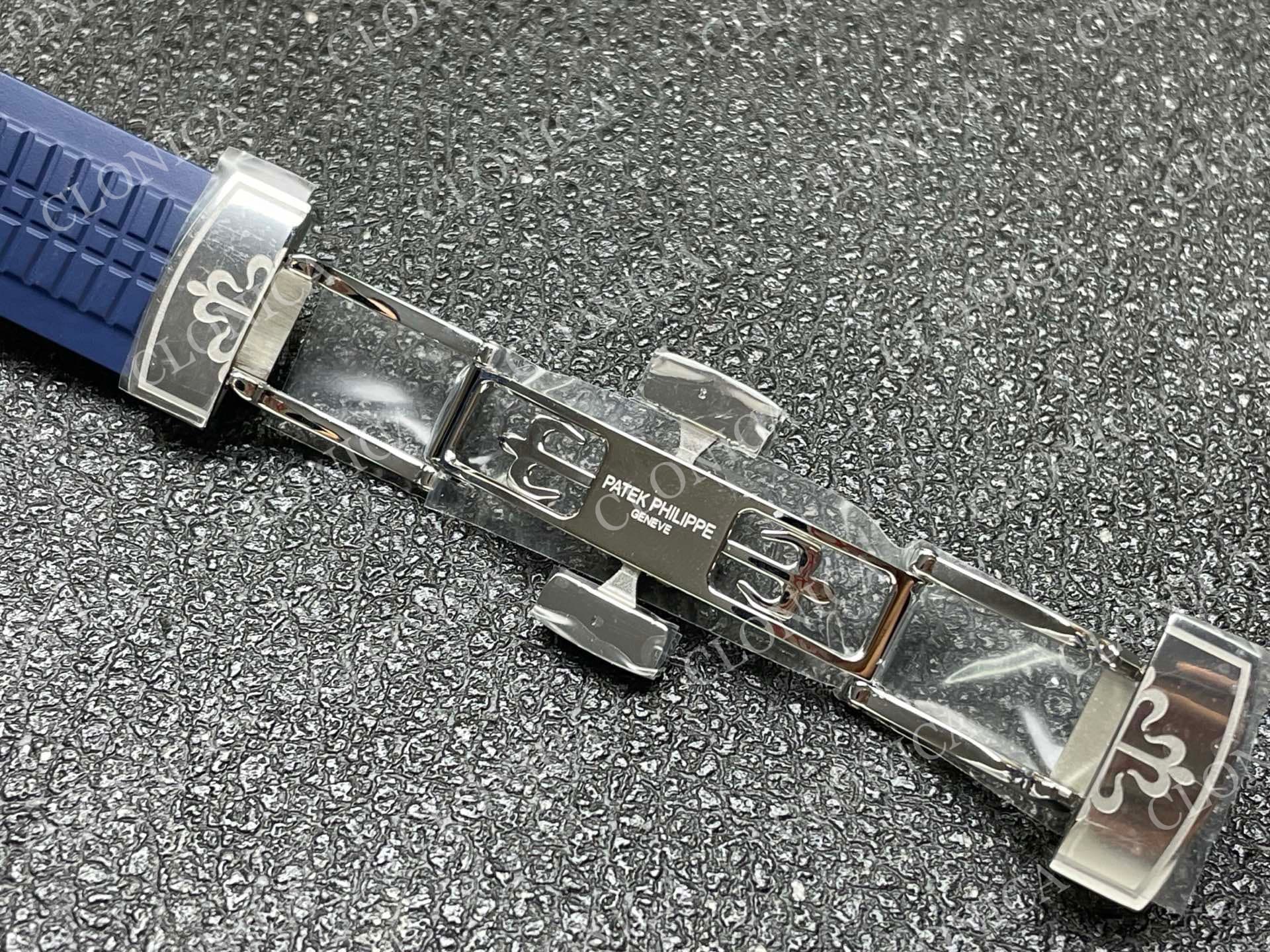 AQUANAUT 5167 SS BLUE DIAL ON BLUE STRAP — view 6