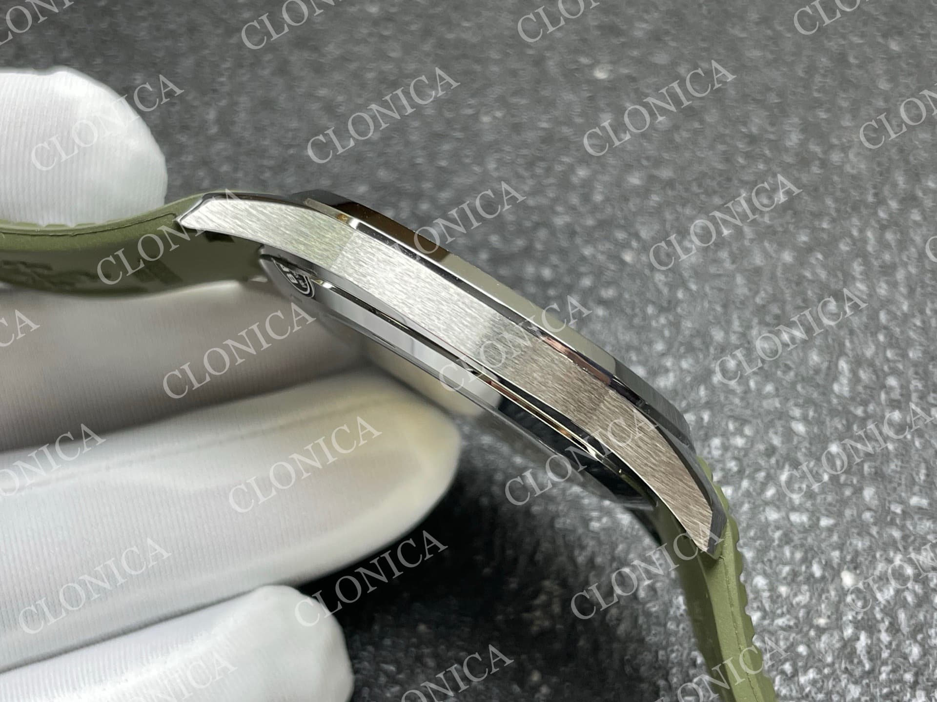 AQUANAUT 5167 SS GREEN DIAL ON GREEN STRAP — view 9