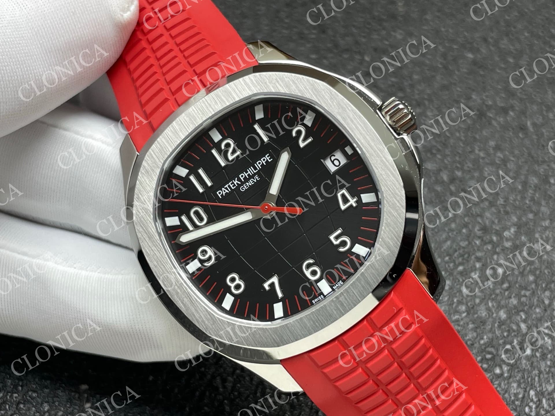 AQUANAUT 5167 SINGAPORE 2019 SS BLACK DIAL ON RED STRAP — view 2