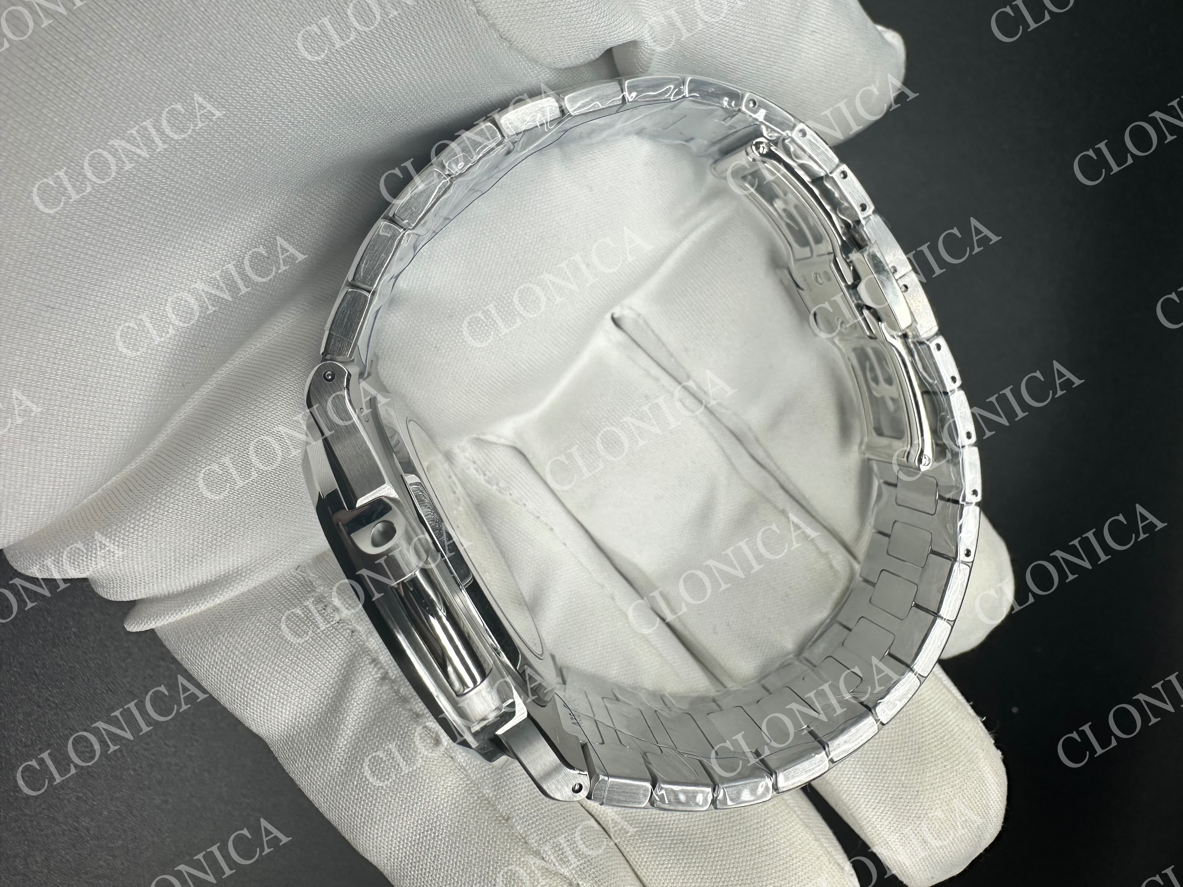 NAUTILUS 5811 GAIN WEIGHT BLUE TEXTURED DIAL ON SS BRACELET SUPER CLONE DD330 — view 8