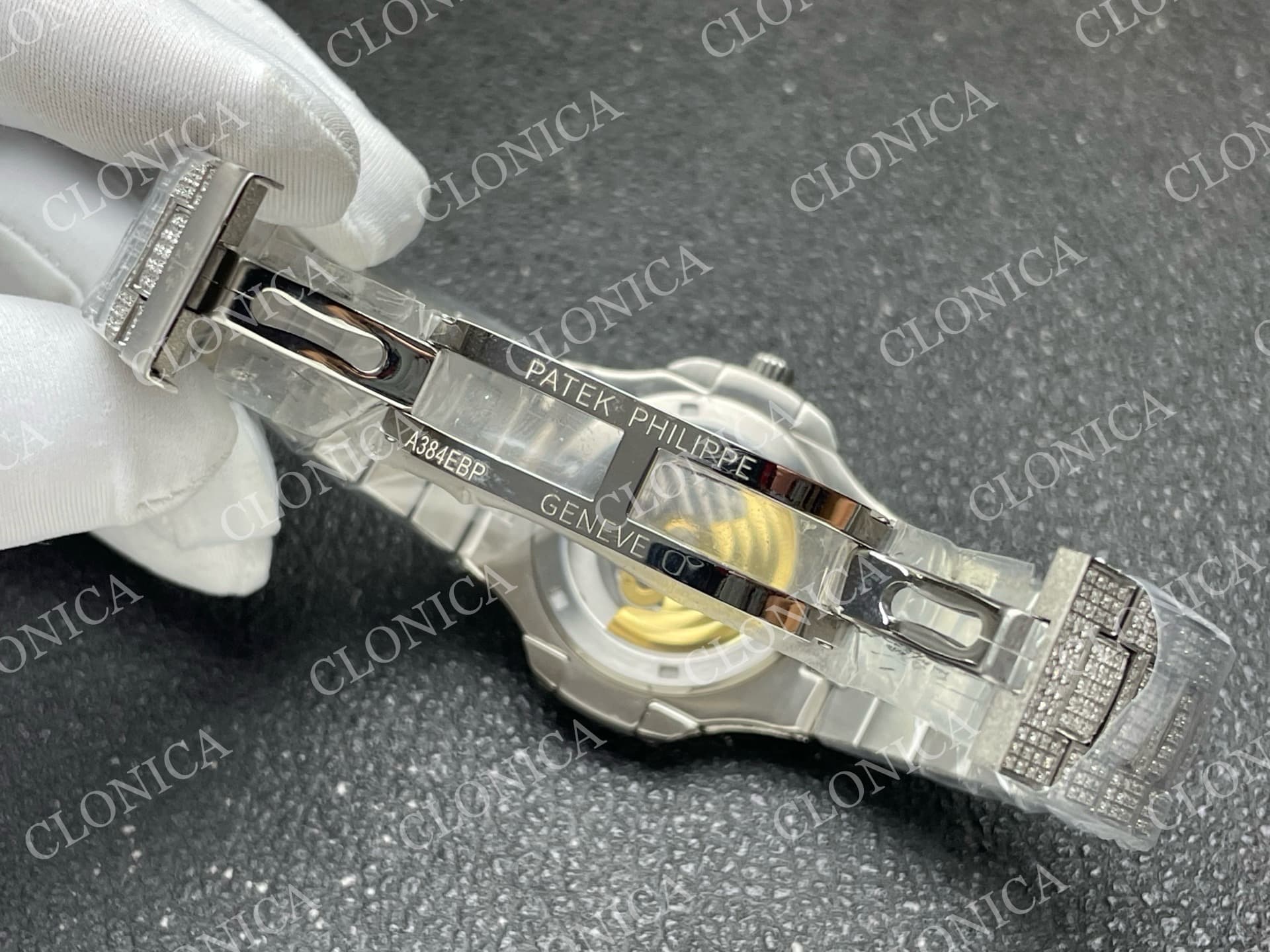 NAUTILUS 5711 DIAMOND TEXTURED DIAL ON SS DIAMOND BRACELET — view 6