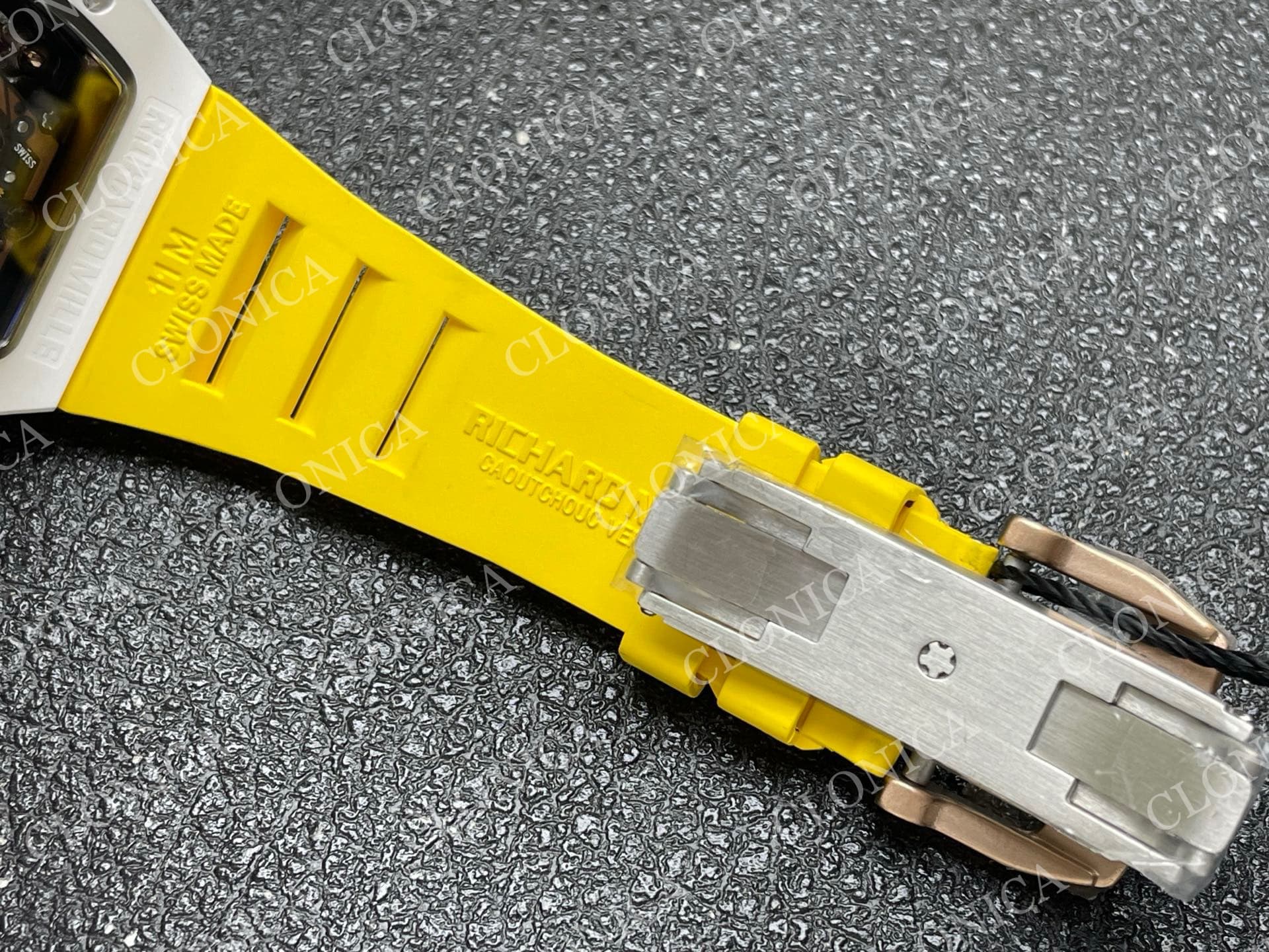 RM88 TOURBILLON SMILEY WHITE CERAMIC RMF BEST EDITION ON YELLOW RUBBER STRAP — view 6