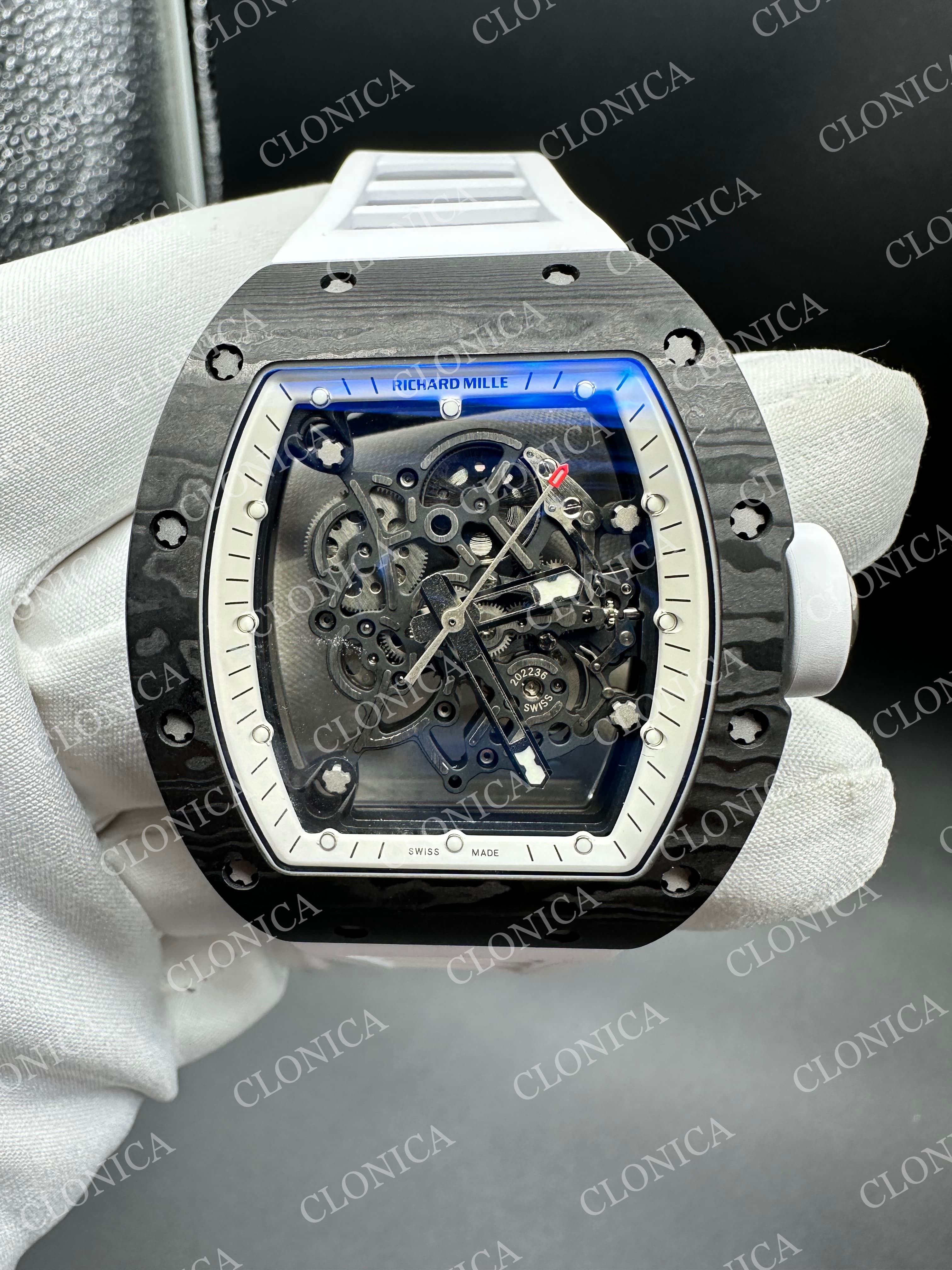 RM055 NTPT CARBON WHITE/BLACK INNER BEZEL ON WHITE RUBBER STRAP RMUL2 — view 1