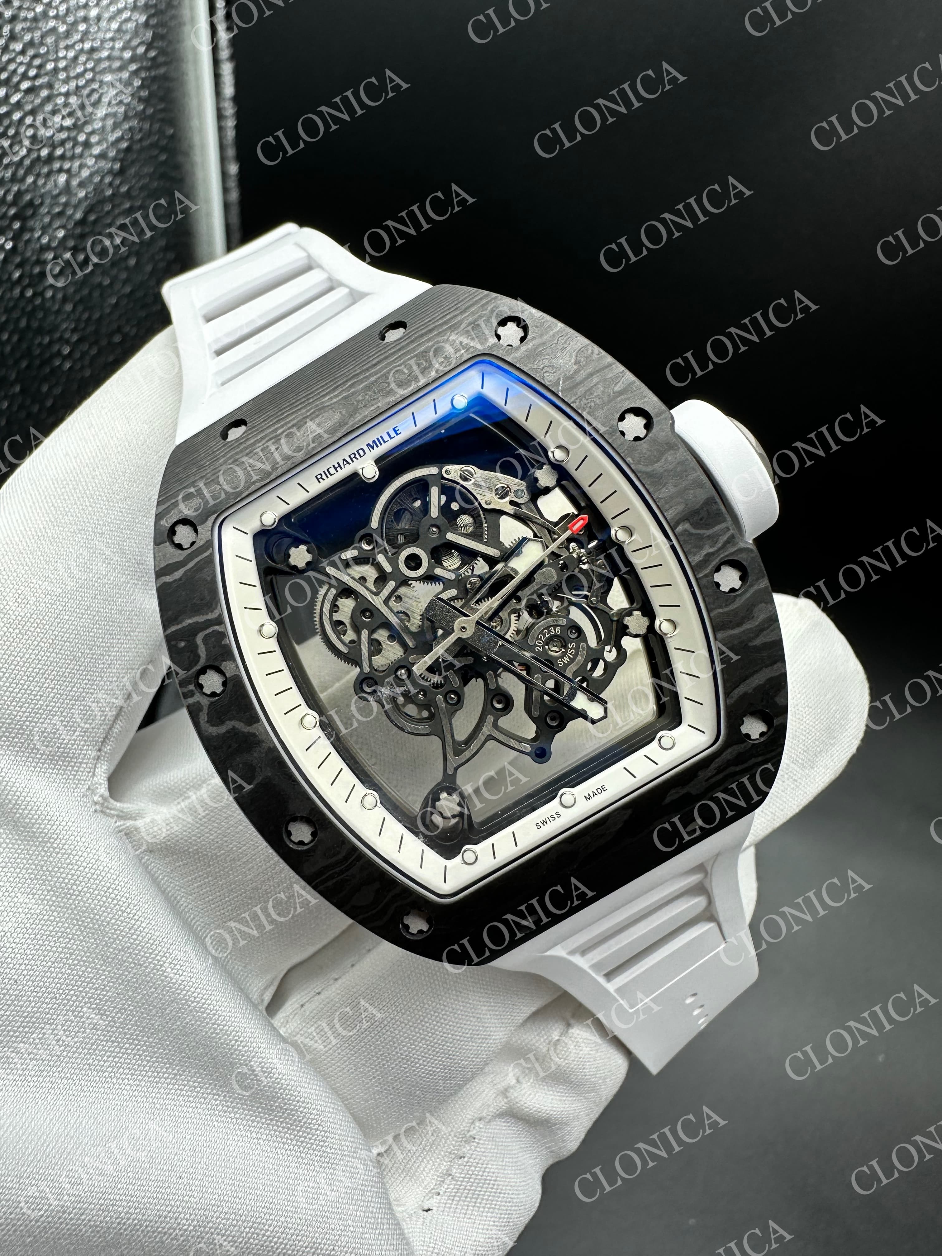 RM055 NTPT CARBON WHITE/BLACK INNER BEZEL ON WHITE RUBBER STRAP RMUL2 — view 2