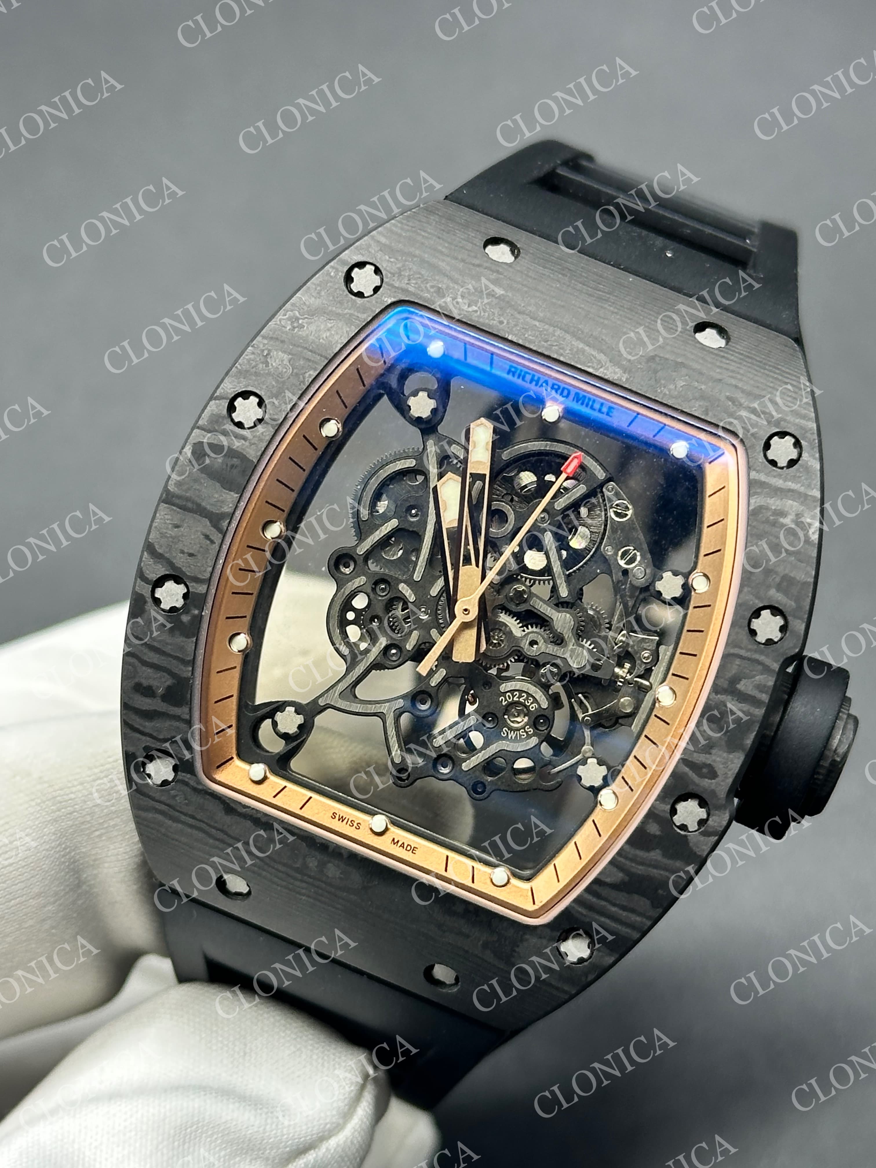 RM055 NTPT CARBON ROSE/BLACK INNER BEZEL ON BLACK RUBBER STRAP RMUL2 — view 2