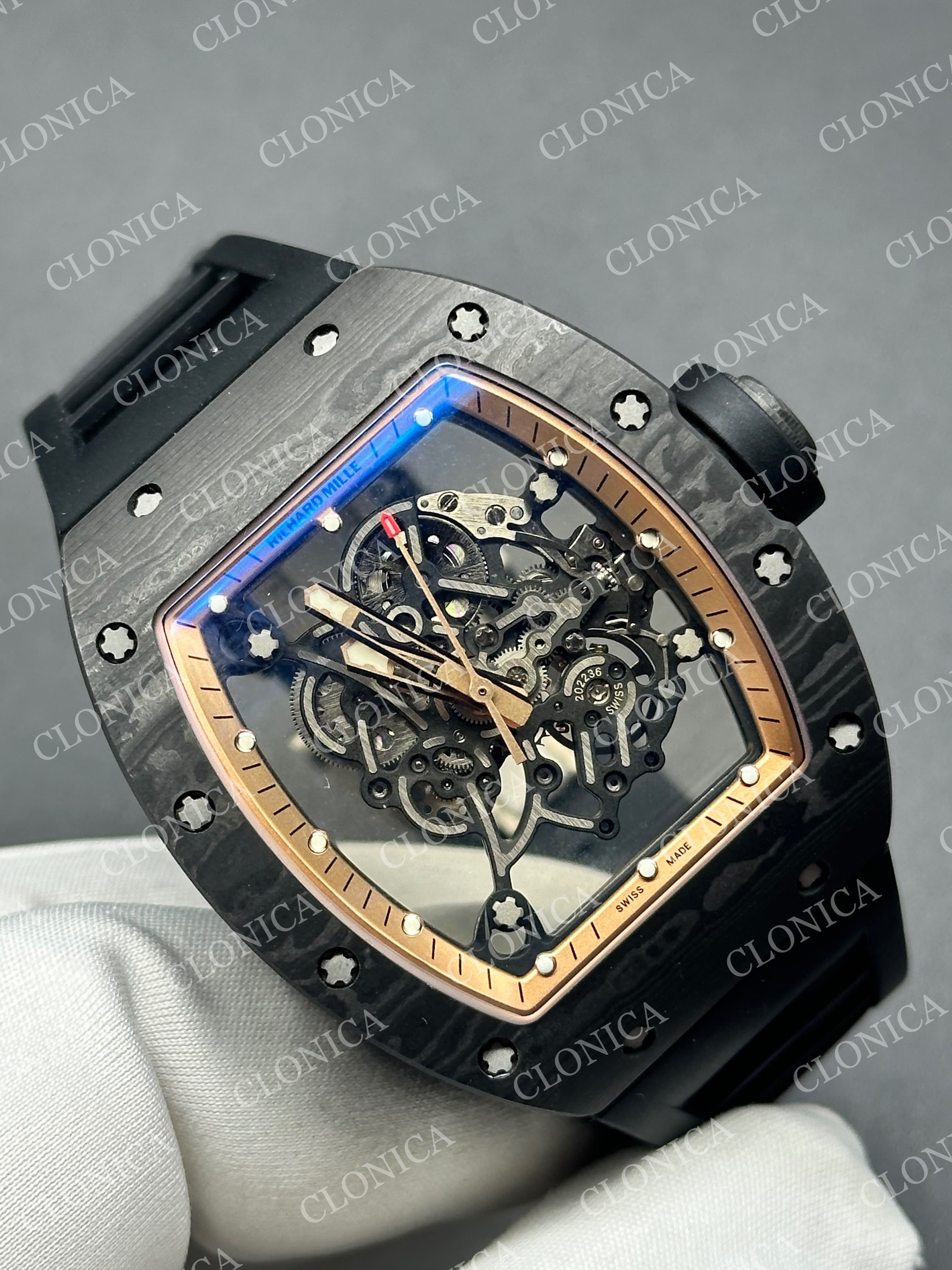 RM055 NTPT CARBON ROSE/BLACK INNER BEZEL ON BLACK RUBBER STRAP RMUL2 — view 3