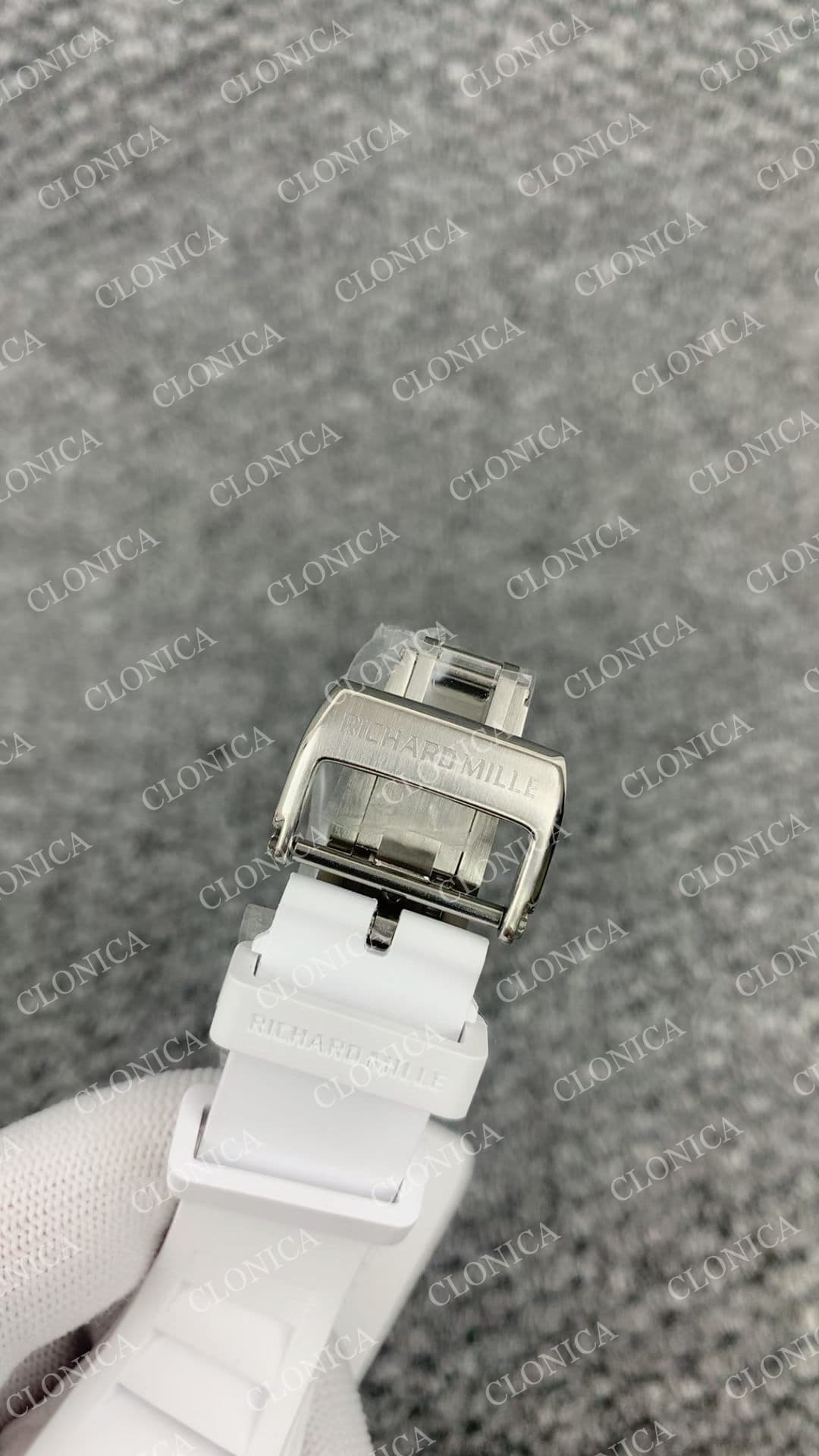 RM055 WHITE CERAMIC BLACK INNER BEZEL ON WHITE RUBBER STRAP RMUL2 WHITE — view 8