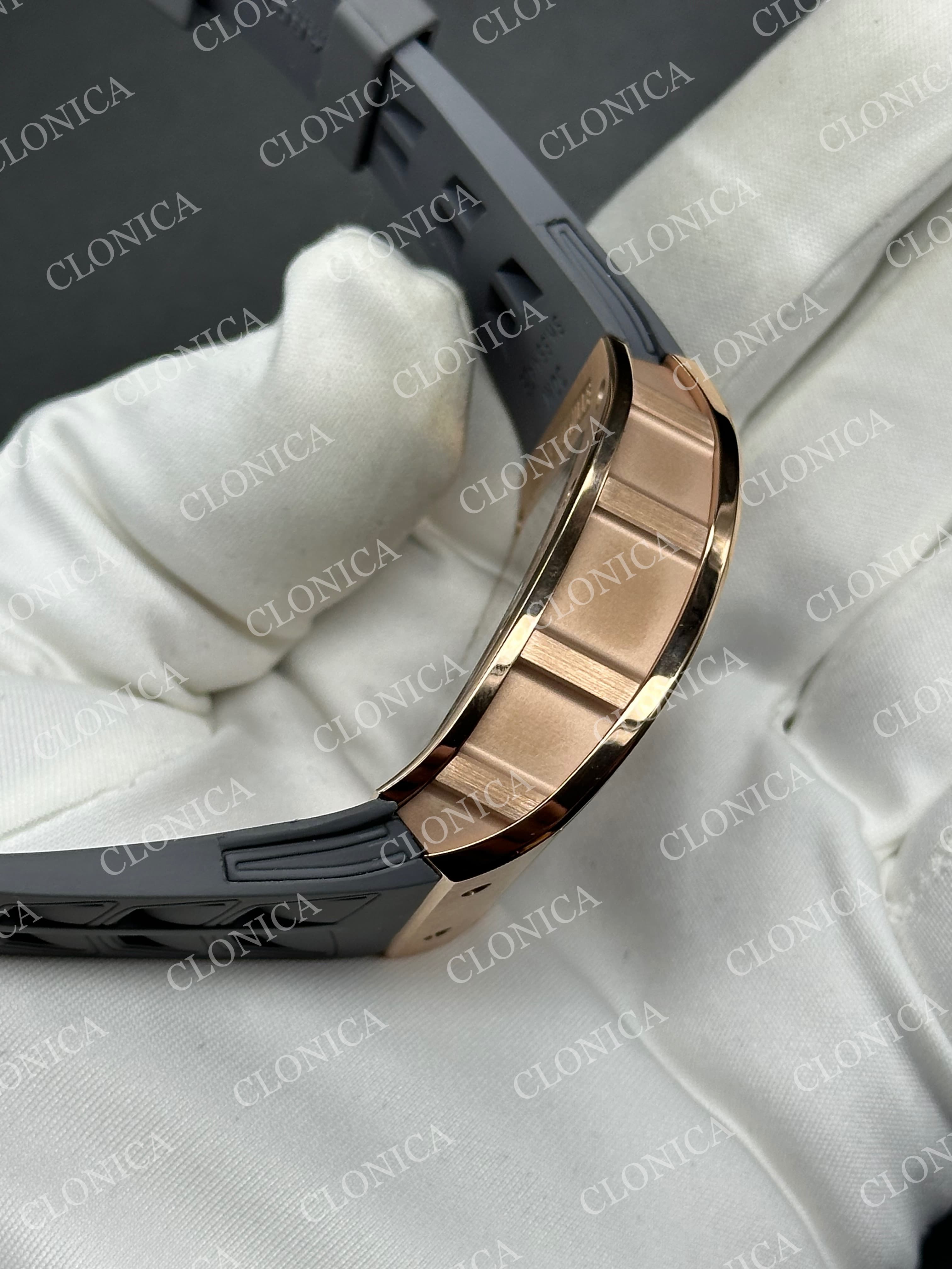 RM035 AMERICAS MANUAL RG 1:1 SKELETON DIAL ON GREY RUBBER STRAP SUPER CLONE RMUL1 — view 6