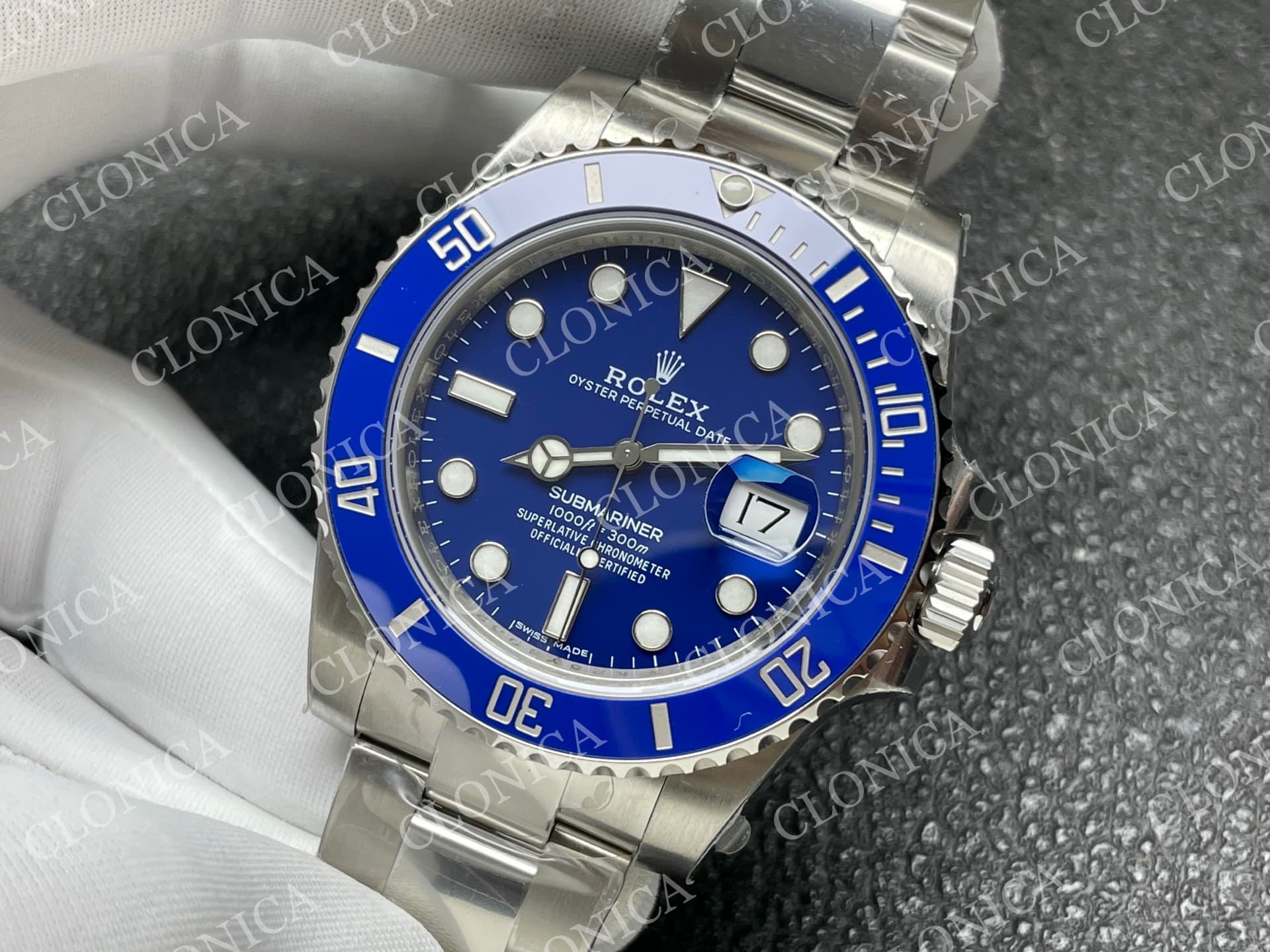 SUBMARINER 116610 40MM BLUE CERAMIC 904L SS BLUE DIAL — view 4