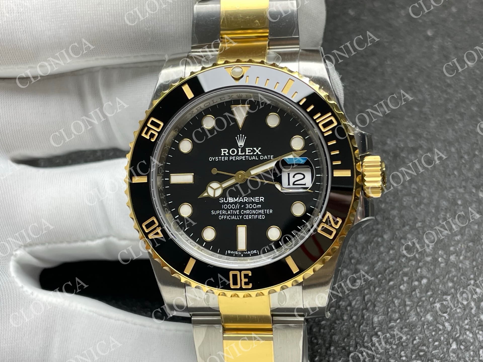 SUBMARINER 116610 40MM BLACK CERAMIC 904L SS/YG BLACK DIAL — view 3