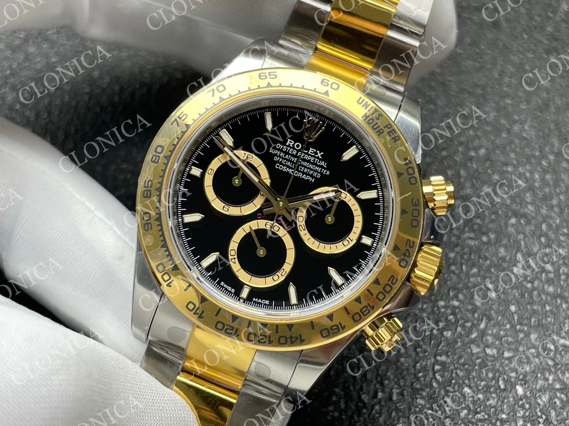 DAYTONA 126503 SS/YG GAIN WEIGHT BLACK DIAL ON OYSTER BRACELET — view 4