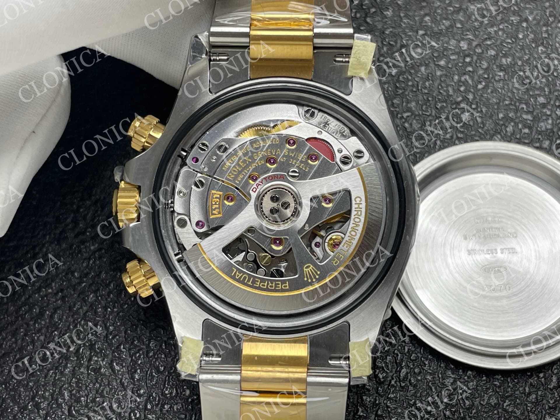 DAYTONA 126503 SS/YG GAIN WEIGHT BLACK DIAL ON OYSTER BRACELET — view 7