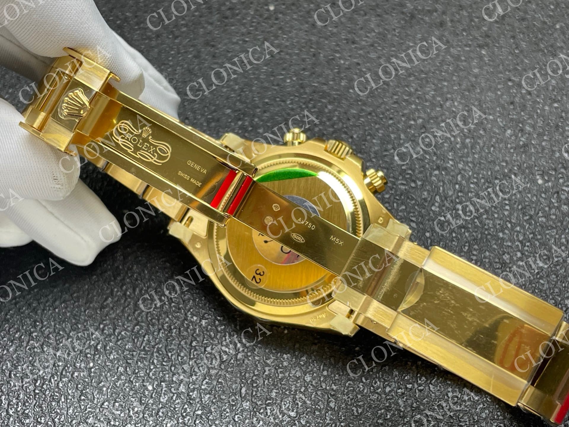 DAYTONA 126505 YG YELLOW/BLACK STICK DIAL ON YG BRACLET DD4131 (WEIGHTED) — view 5