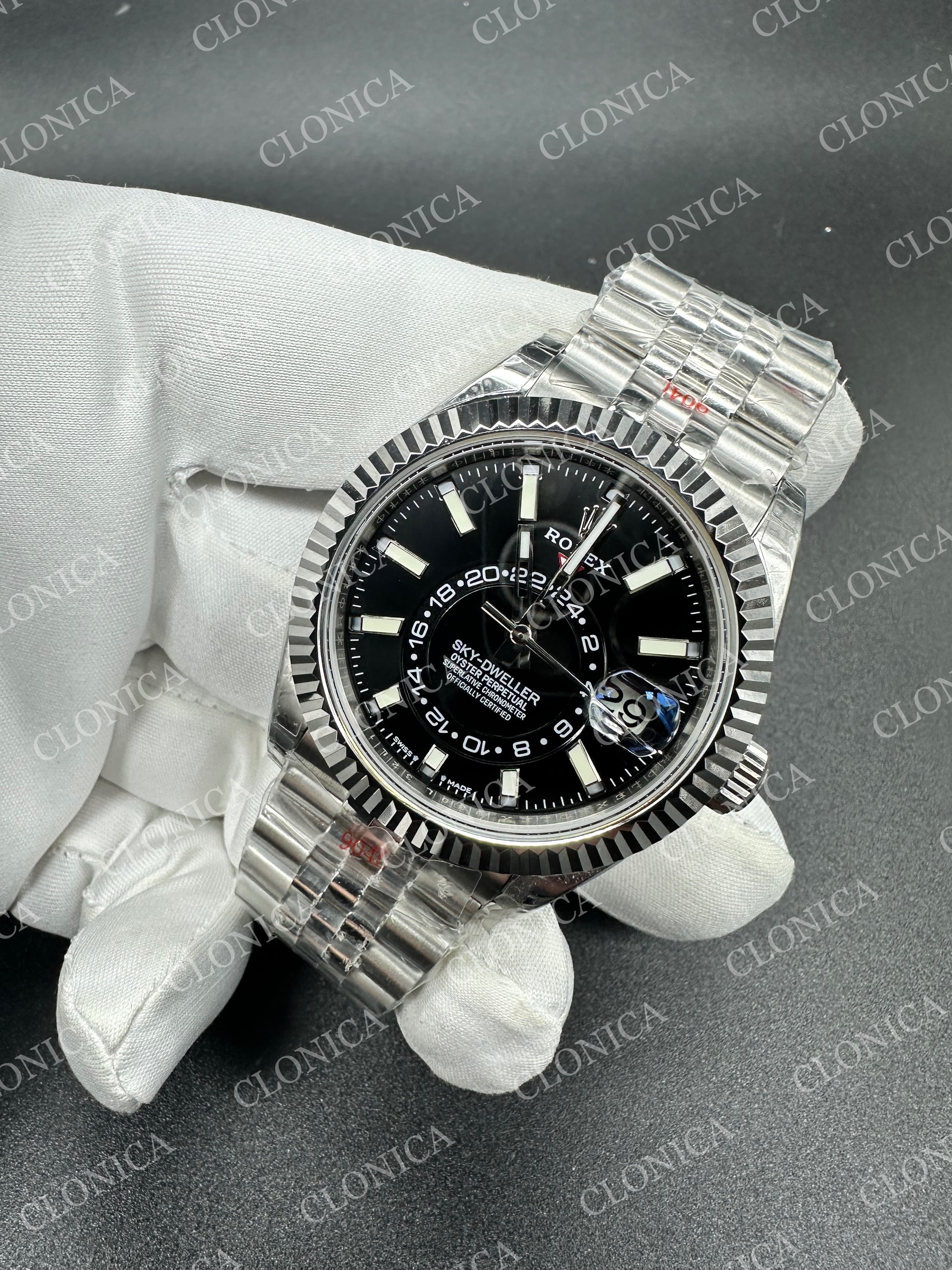 SKYDWELLER 336934 SS BLACK DIAL ON SS JUBILEE BRACELET — view 2