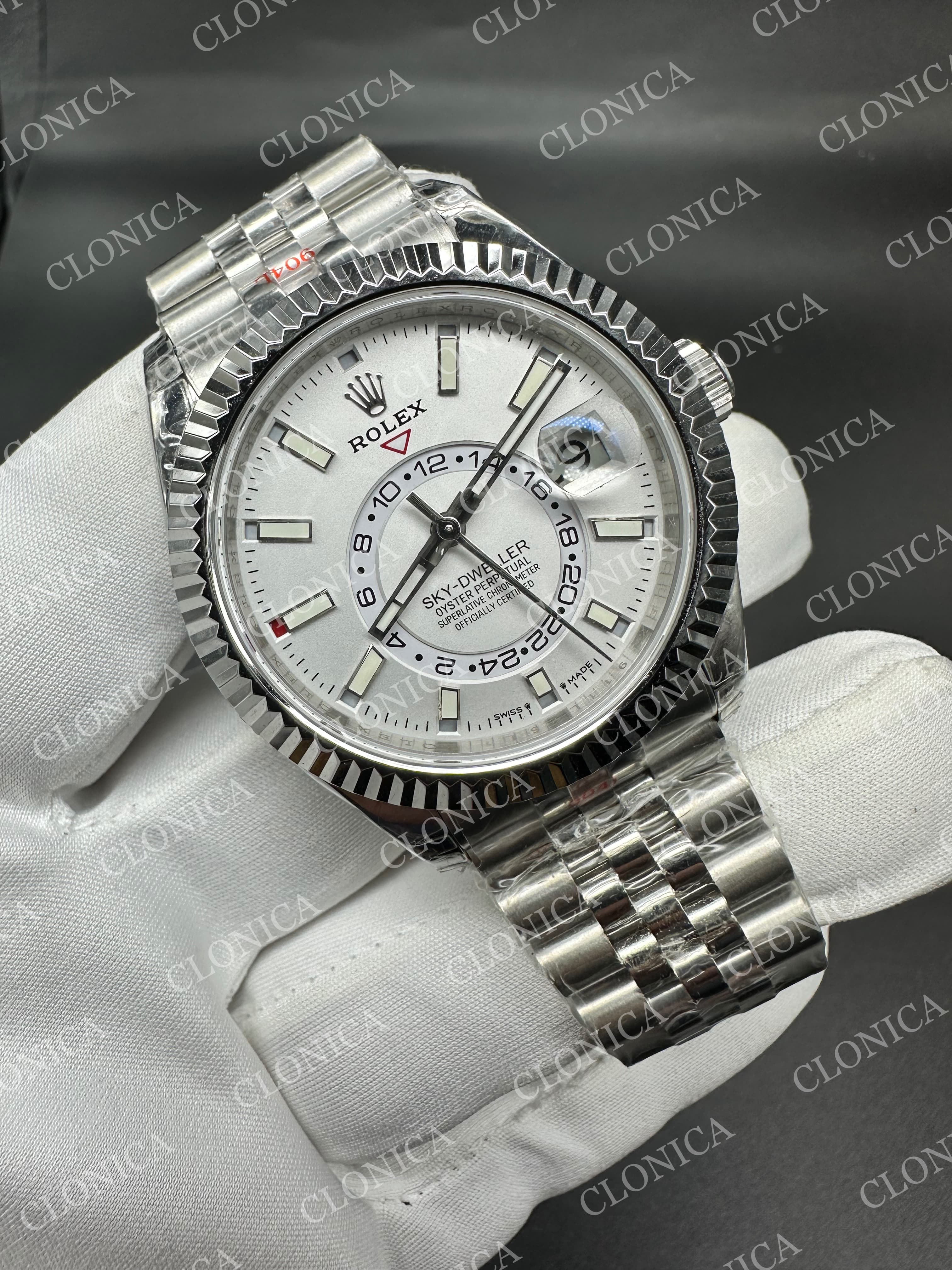 SKYDWELLER 336934 SS WHITE DIAL ON SS JUBILEE BRACELET — view 2