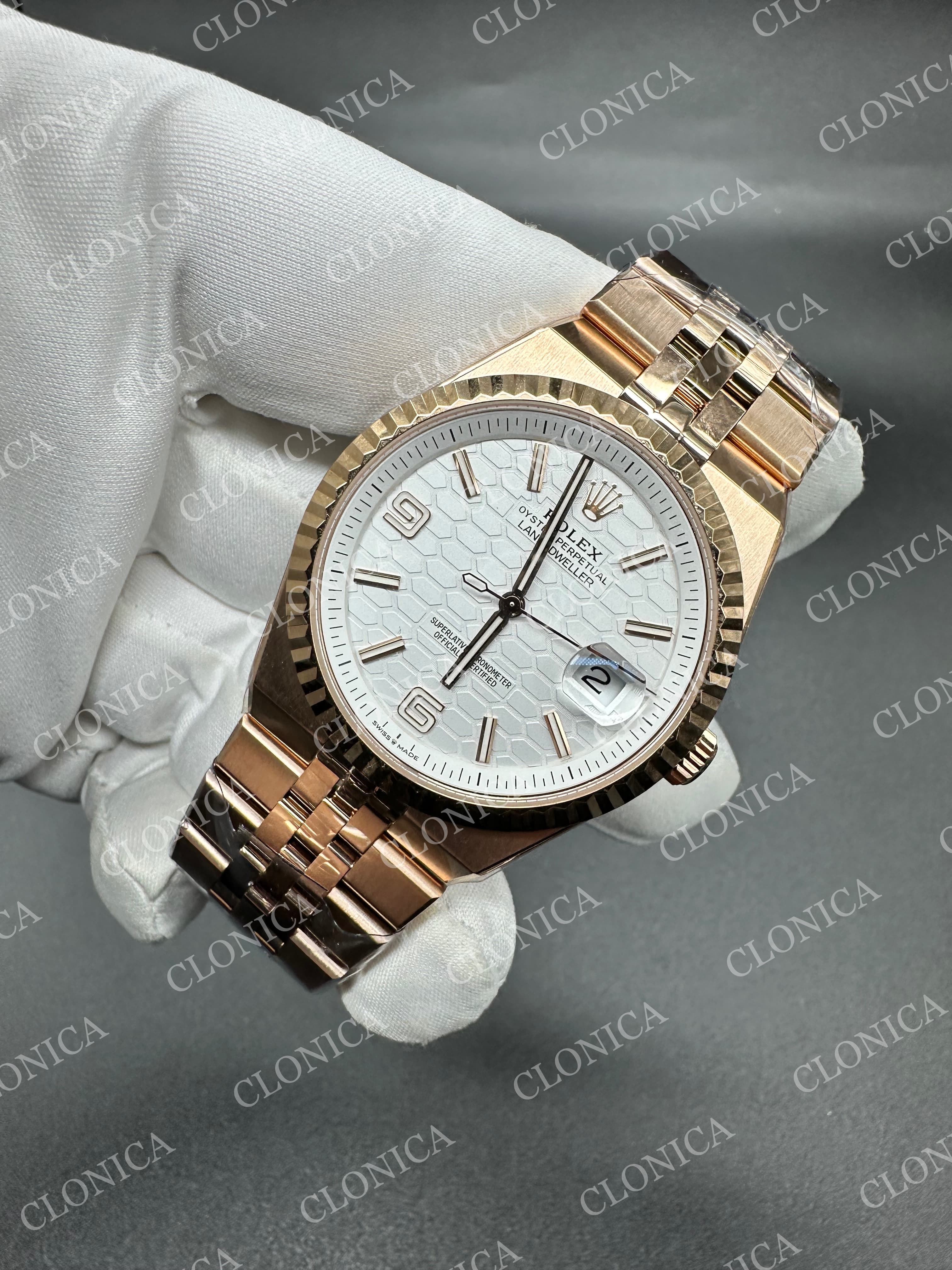 LAND DWELLER 127335 GAIN WEIGHT RG WHITE DIAL ON RG BRACELET — view 3