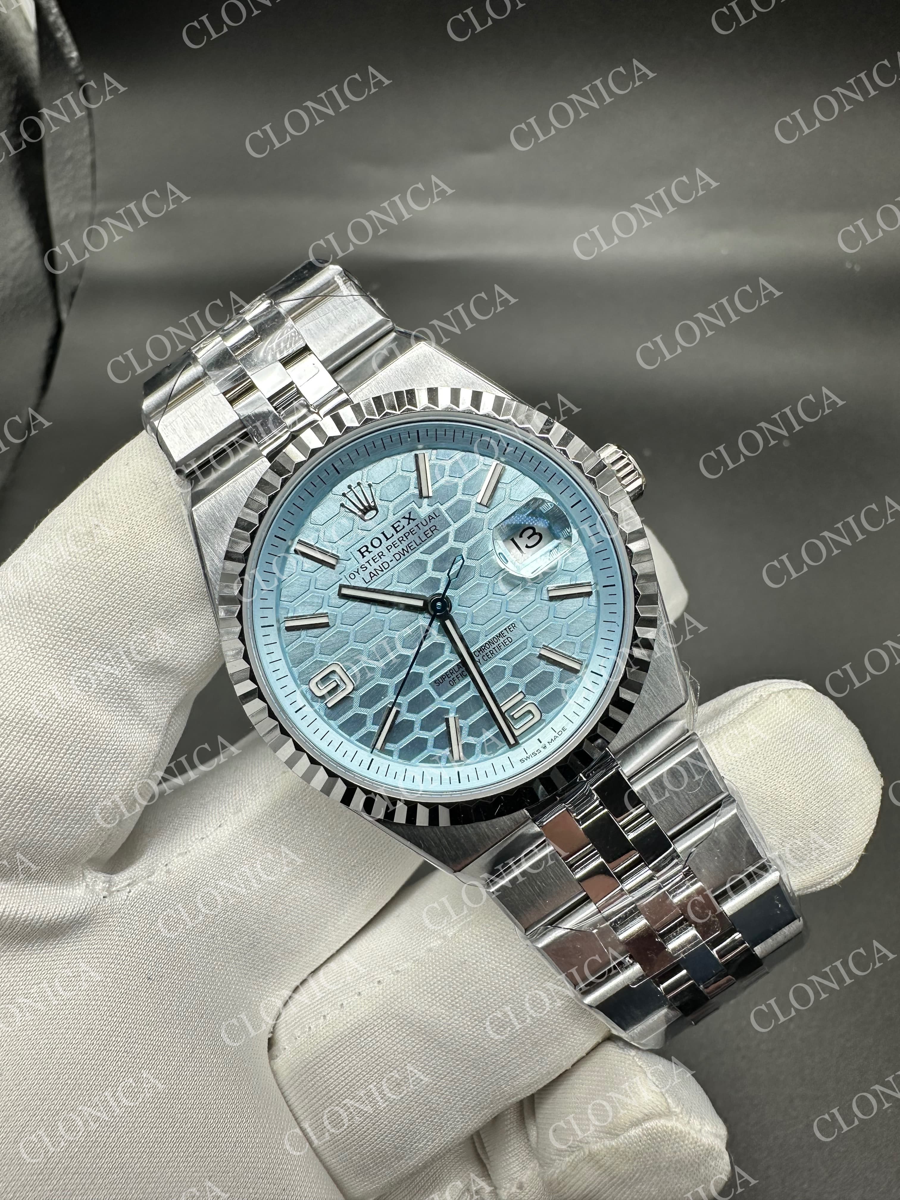 LAND DWELLER 127336 GAIN WEIGHT ICE BLUE DIAL ON SS BRACELET — view 2