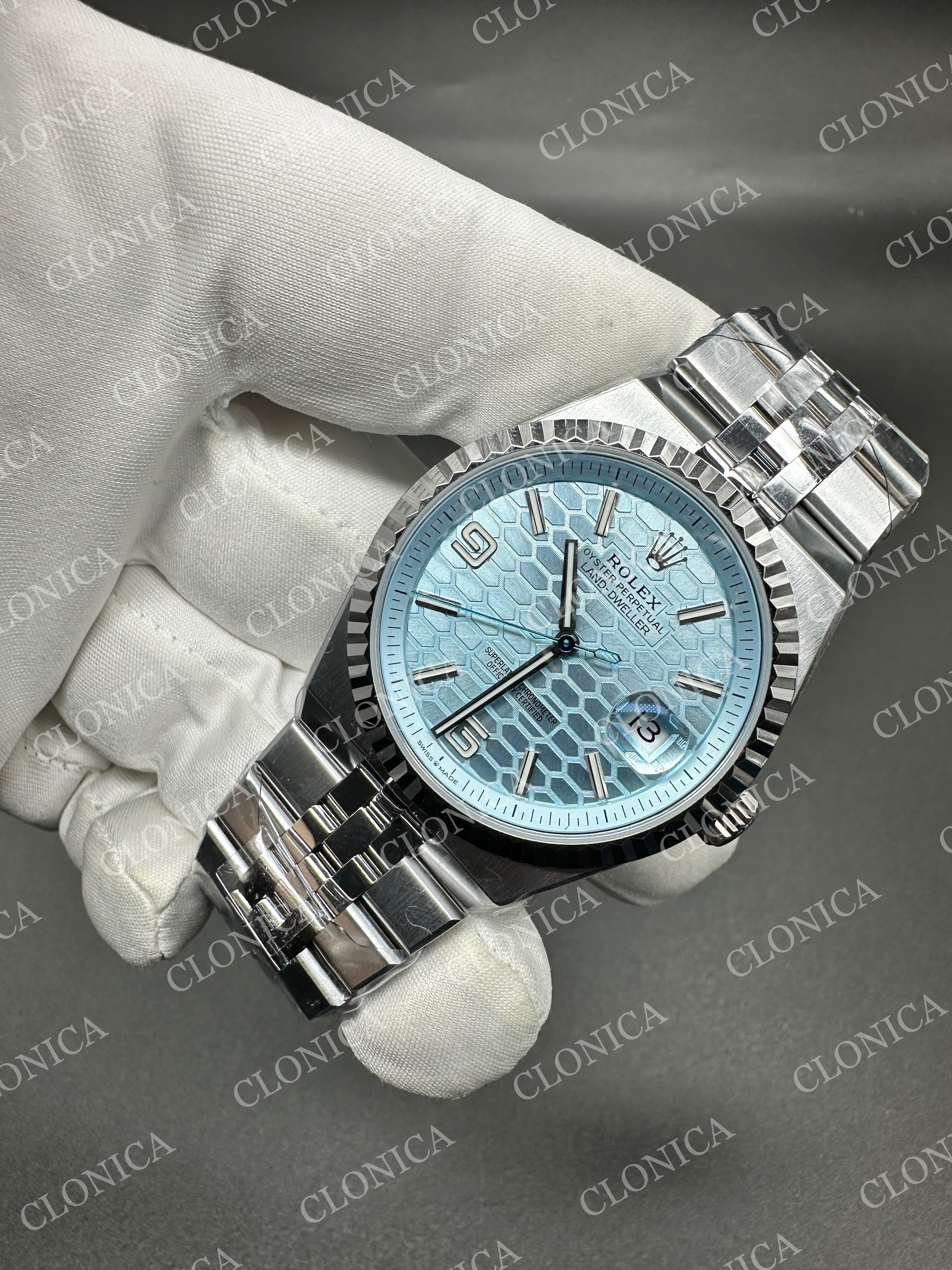 LAND DWELLER 127336 GAIN WEIGHT ICE BLUE DIAL ON SS BRACELET — view 3