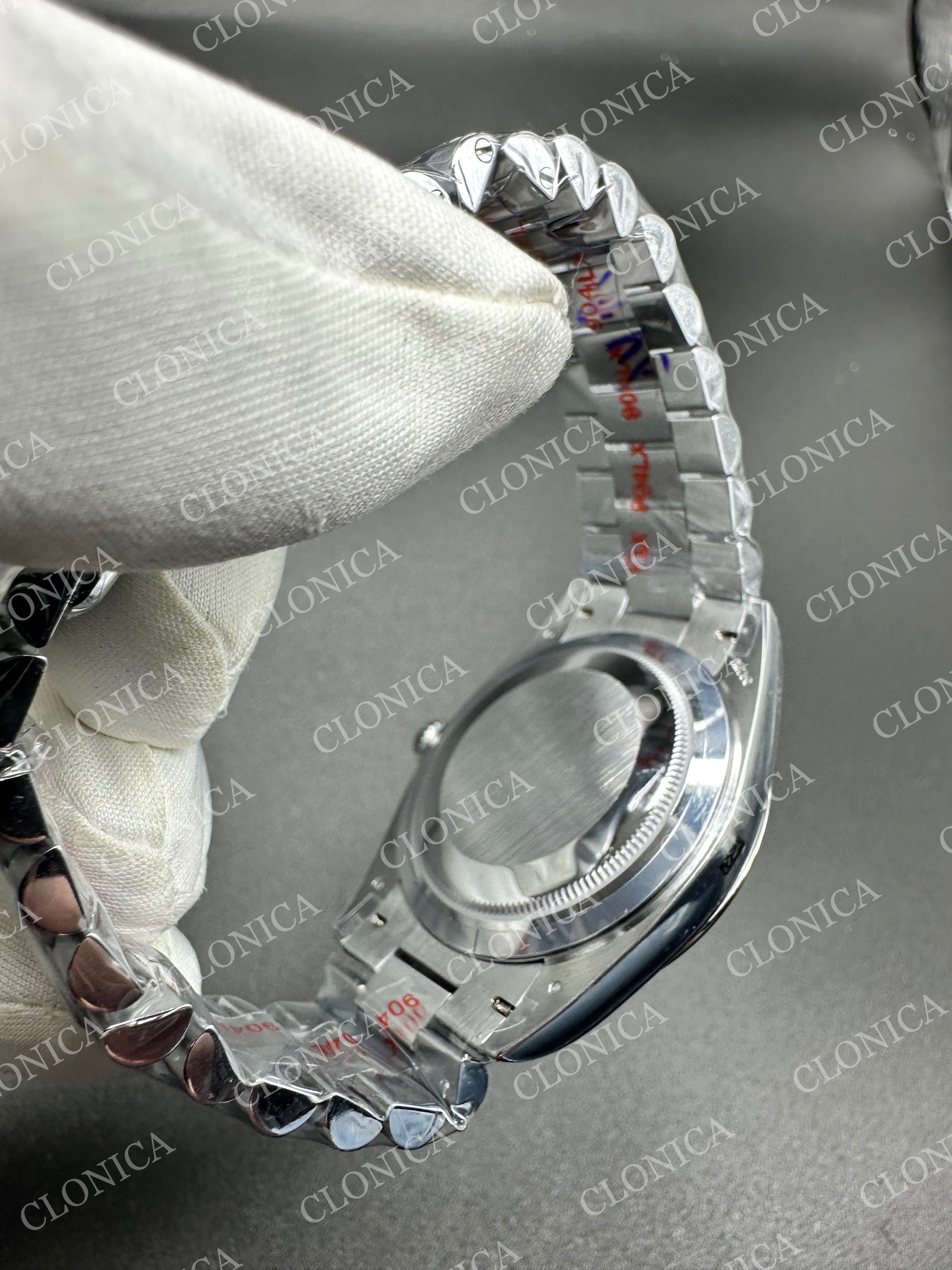 DAY DATE 228239 40MM GAIN WEIGHT BLUE OMBRE DIAL ROMAN MARKER ON WG PRESIDENT BRACELET — view 7