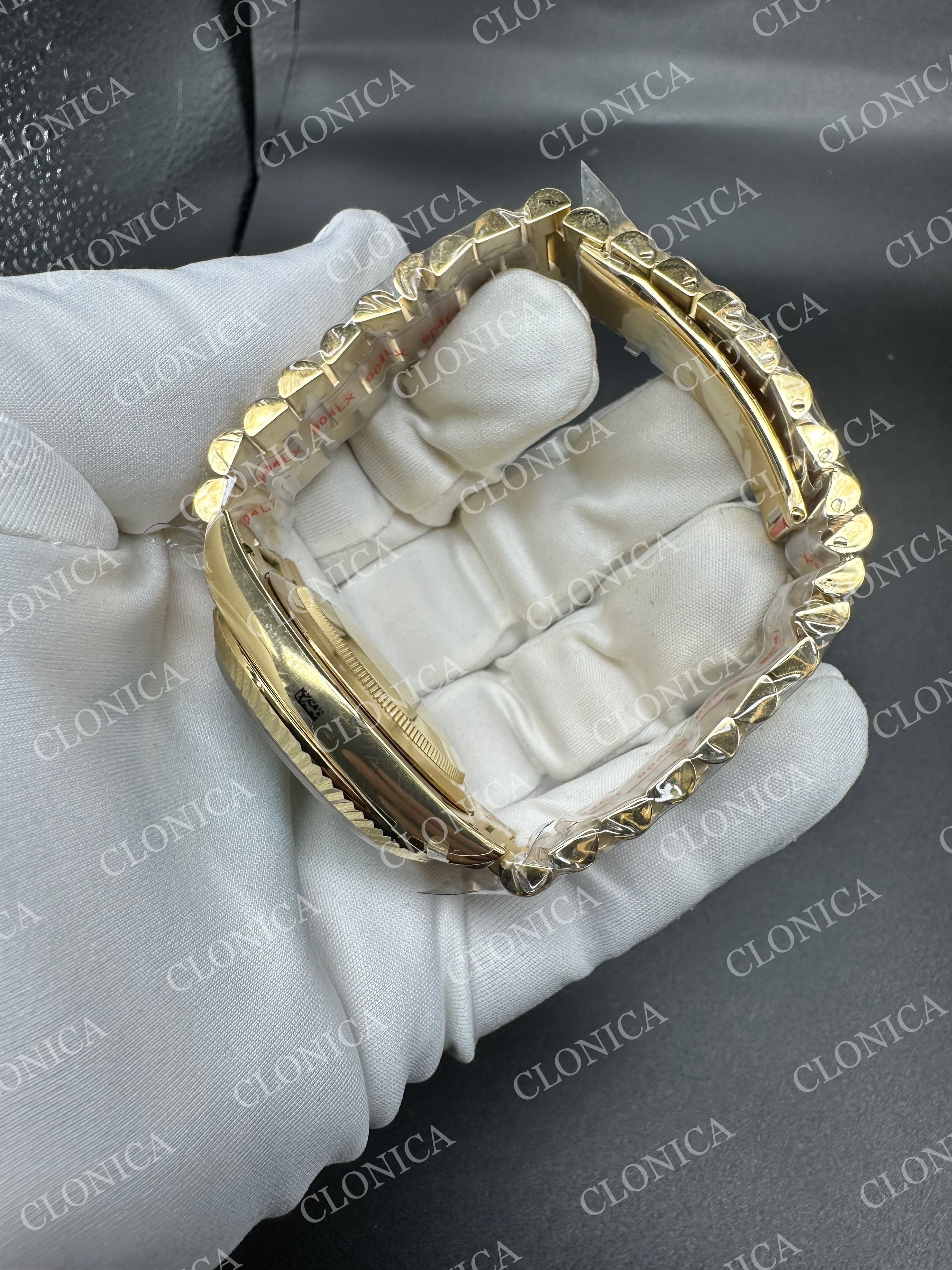 DAY DATE 228238 40MM GAIN WEIGHT GREEN OMBRE DIAL ROMAN MARKER ON YG PRESIDENT BRACELET — view 6
