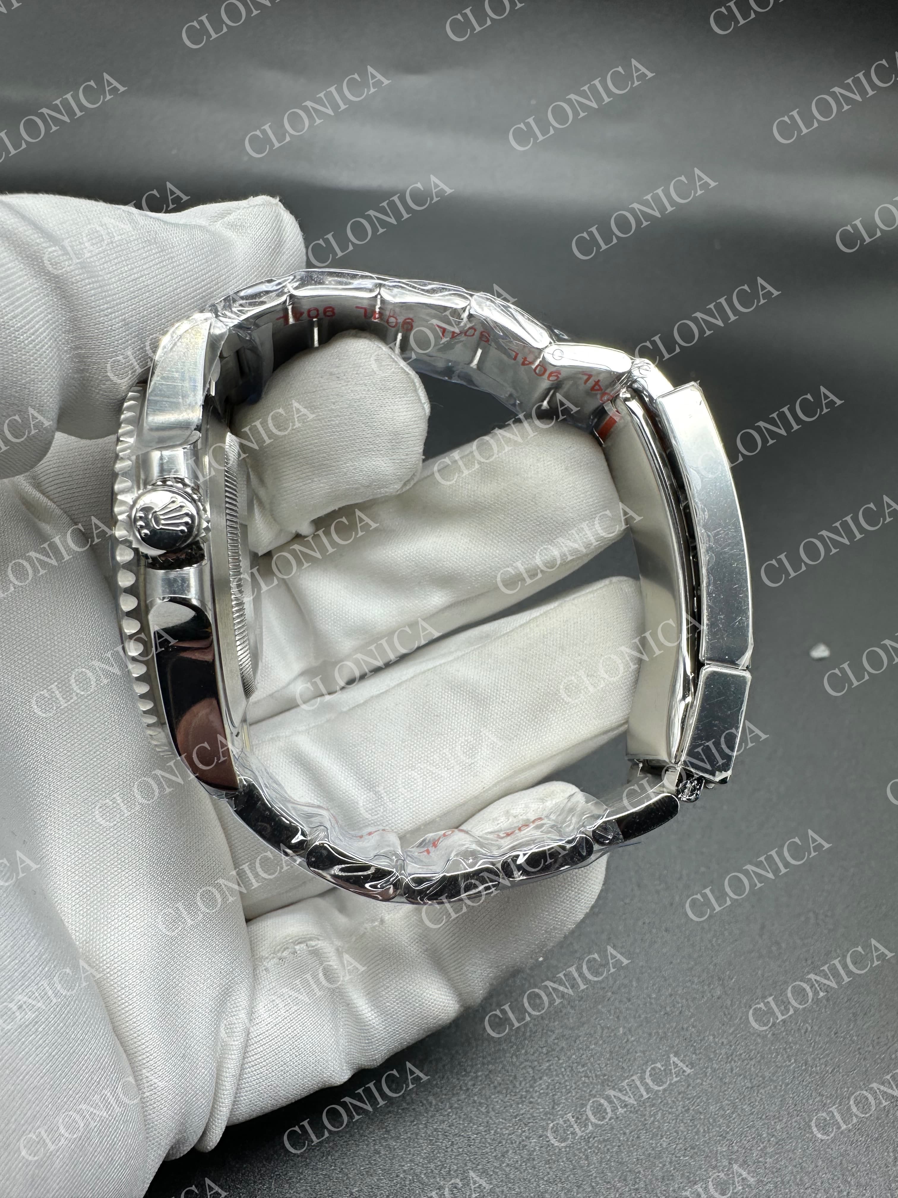 SUBMARINER 41MM 126610LN 904L SS BLACK DIAL ON 904L SS BRACELET — view 4