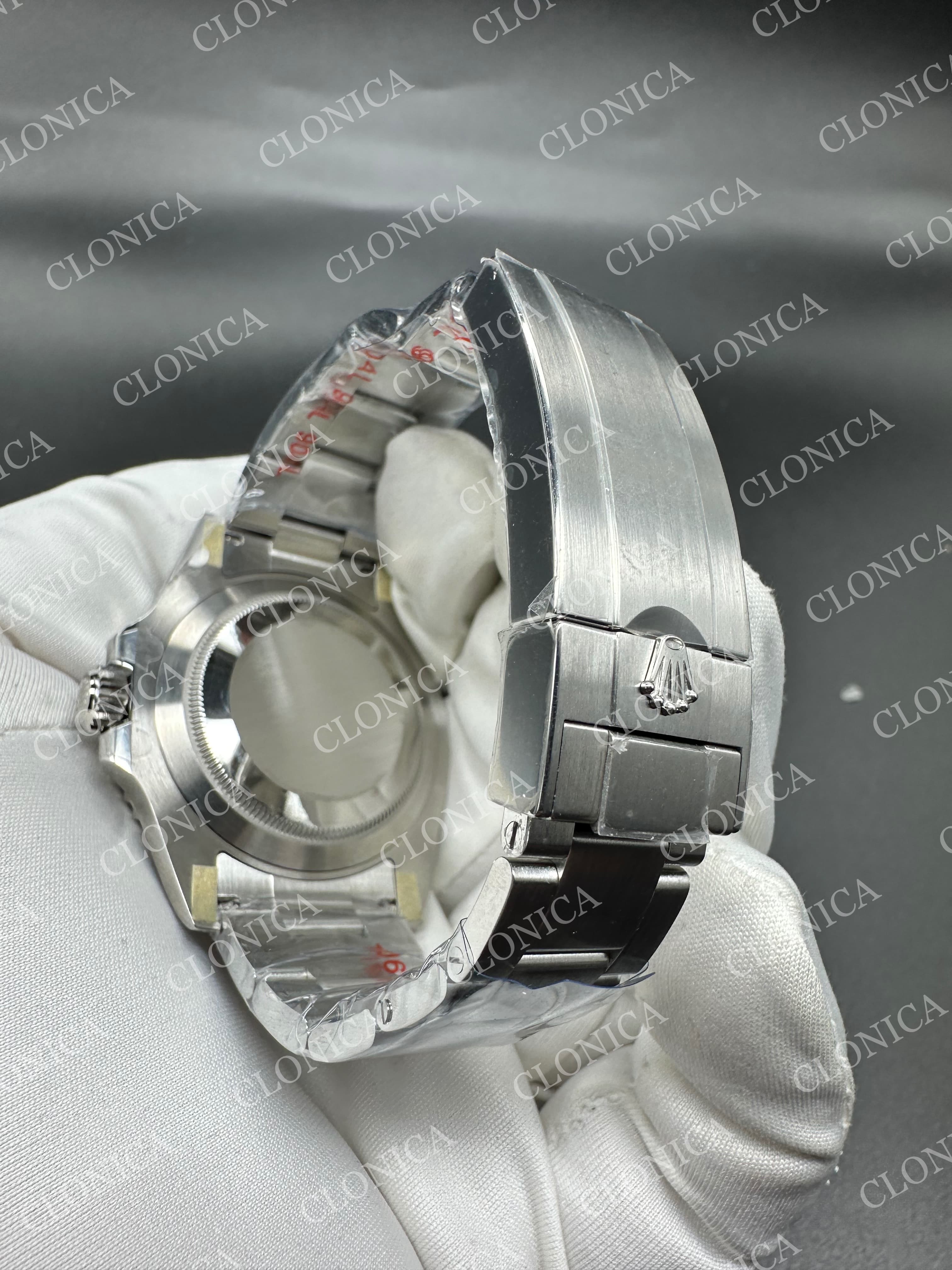 SUBMARINER 41MM 126610LN 904L SS BLACK DIAL ON 904L SS BRACELET — view 5