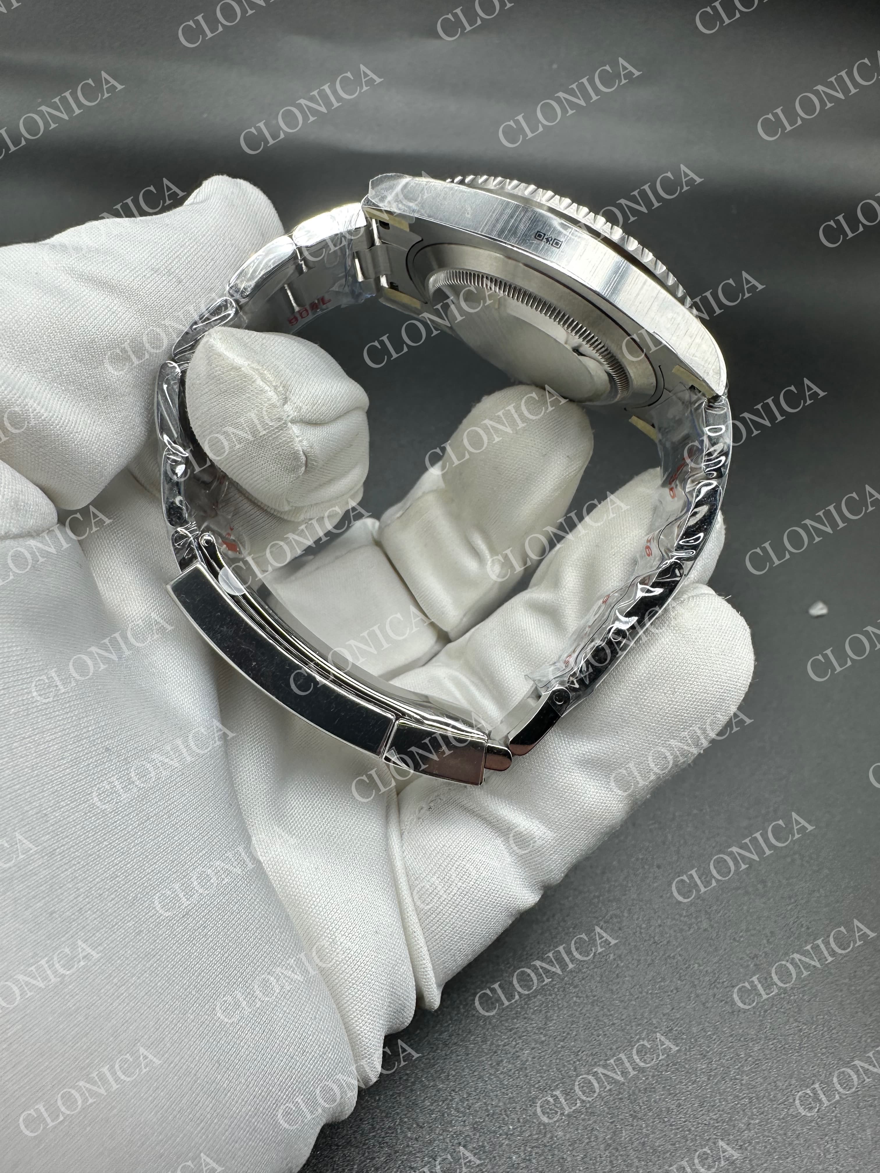 SUBMARINER 41MM 126610LN 904L SS BLACK DIAL ON 904L SS BRACELET — view 6