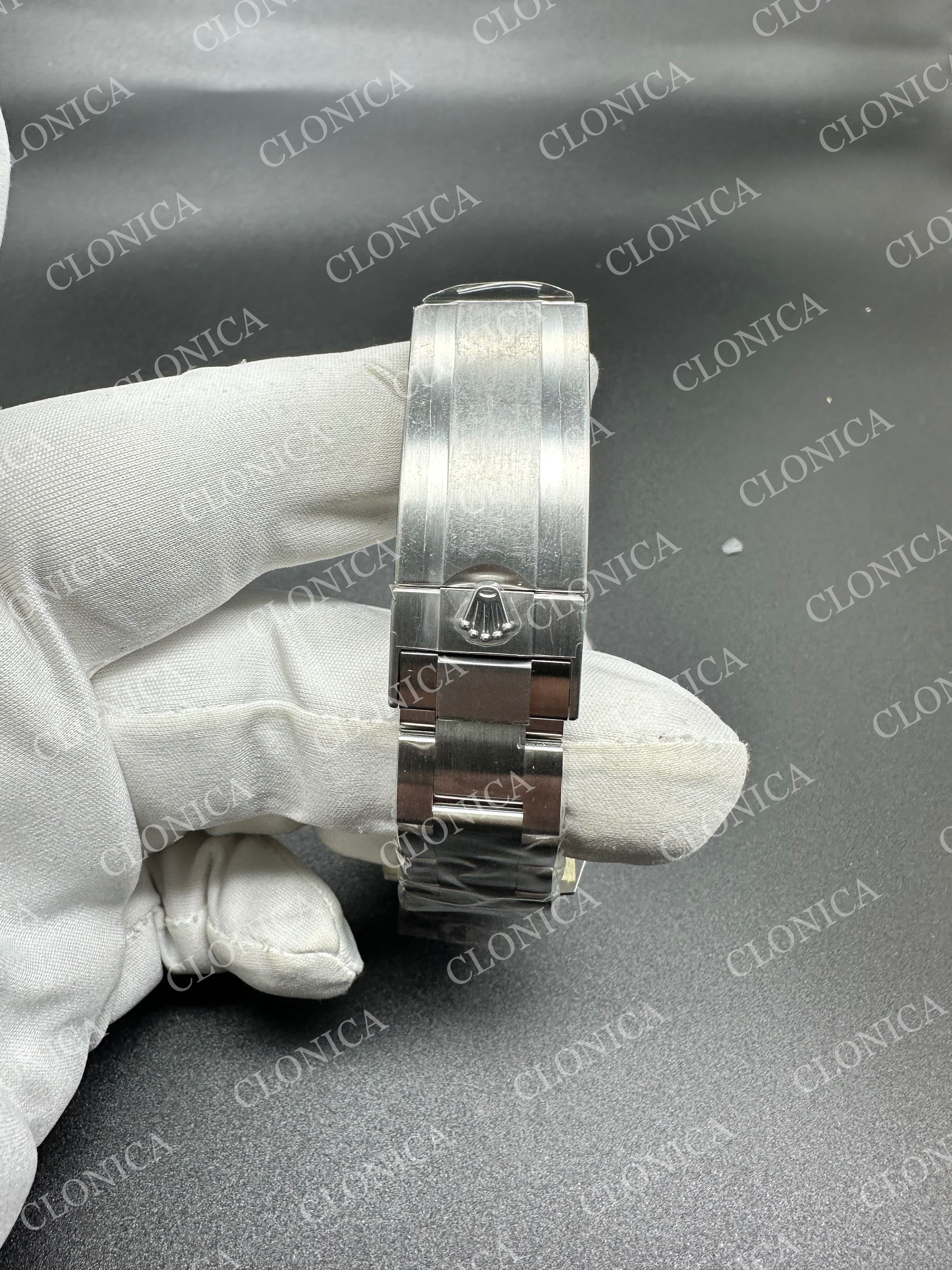 SUBMARINER 41MM 126610LV 904L SS BLACK DIAL ON 904L SS BRACELET — view 6