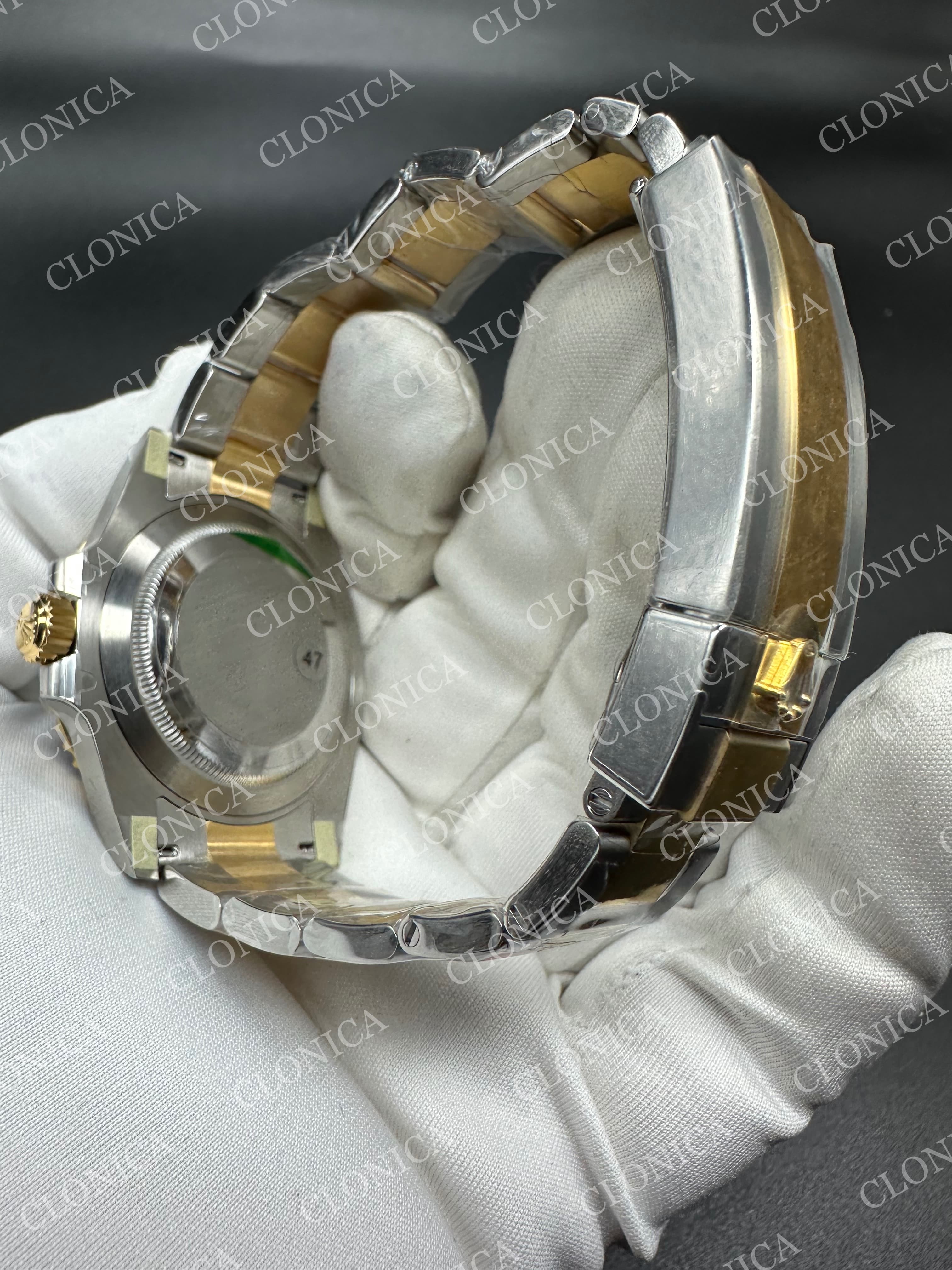 SUBMARINER 126613 LB GAIN WEIGHT BLUE DIAL ON SS/YG BRACELET — view 5