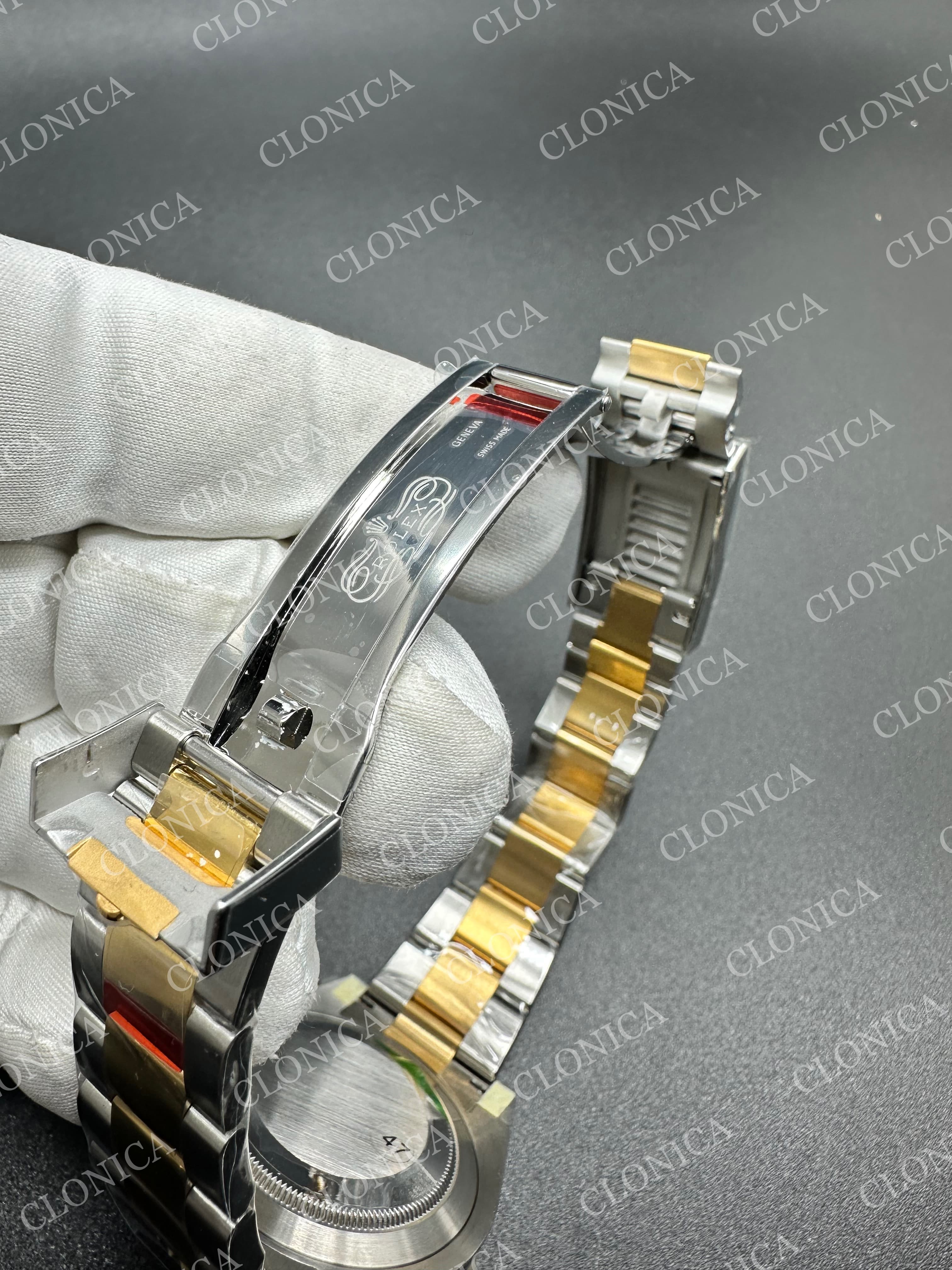 SUBMARINER 126613 LB GAIN WEIGHT BLUE DIAL ON SS/YG BRACELET — view 8