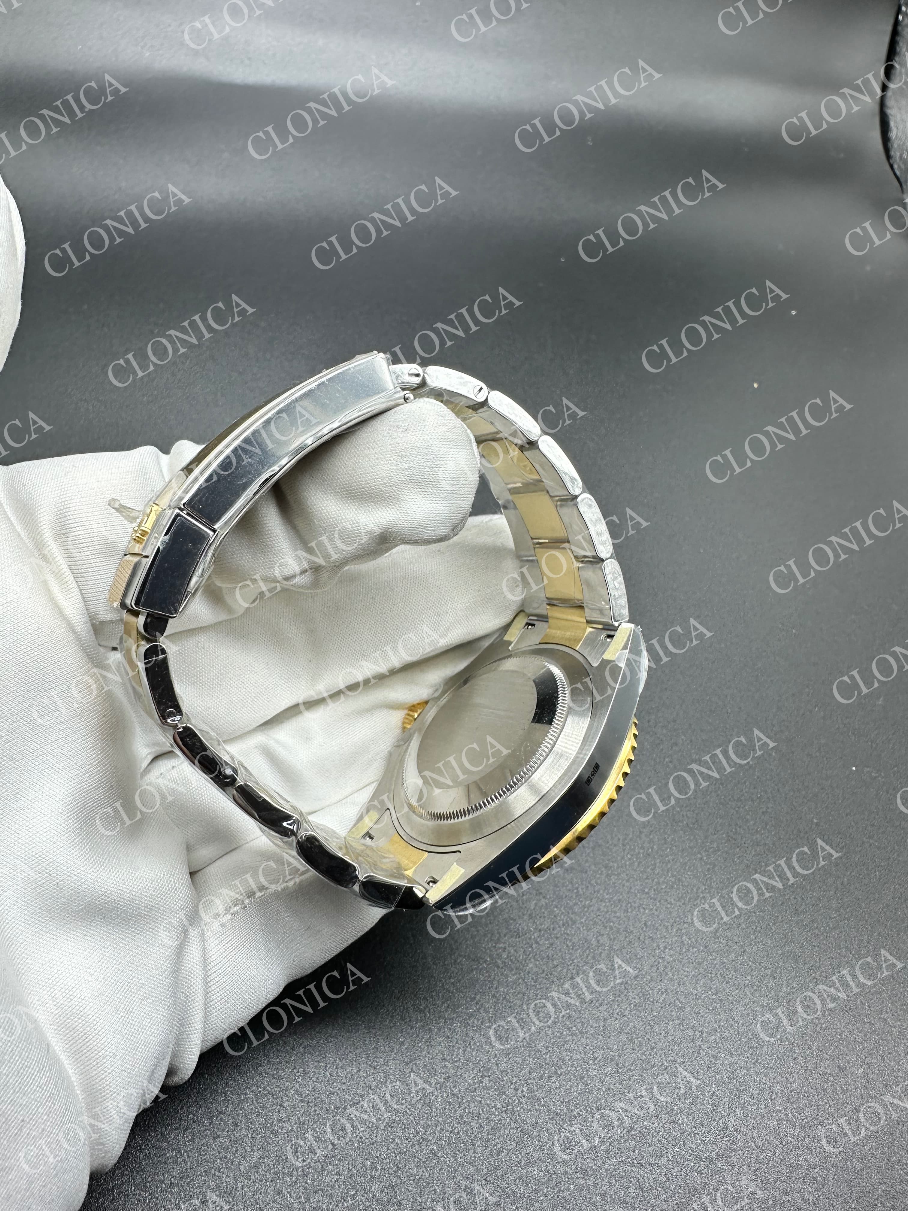 SUBMARINER 126613 LN GAIN WEIGHT BLACK DIAL ON SS/YG BRACELET — view 6