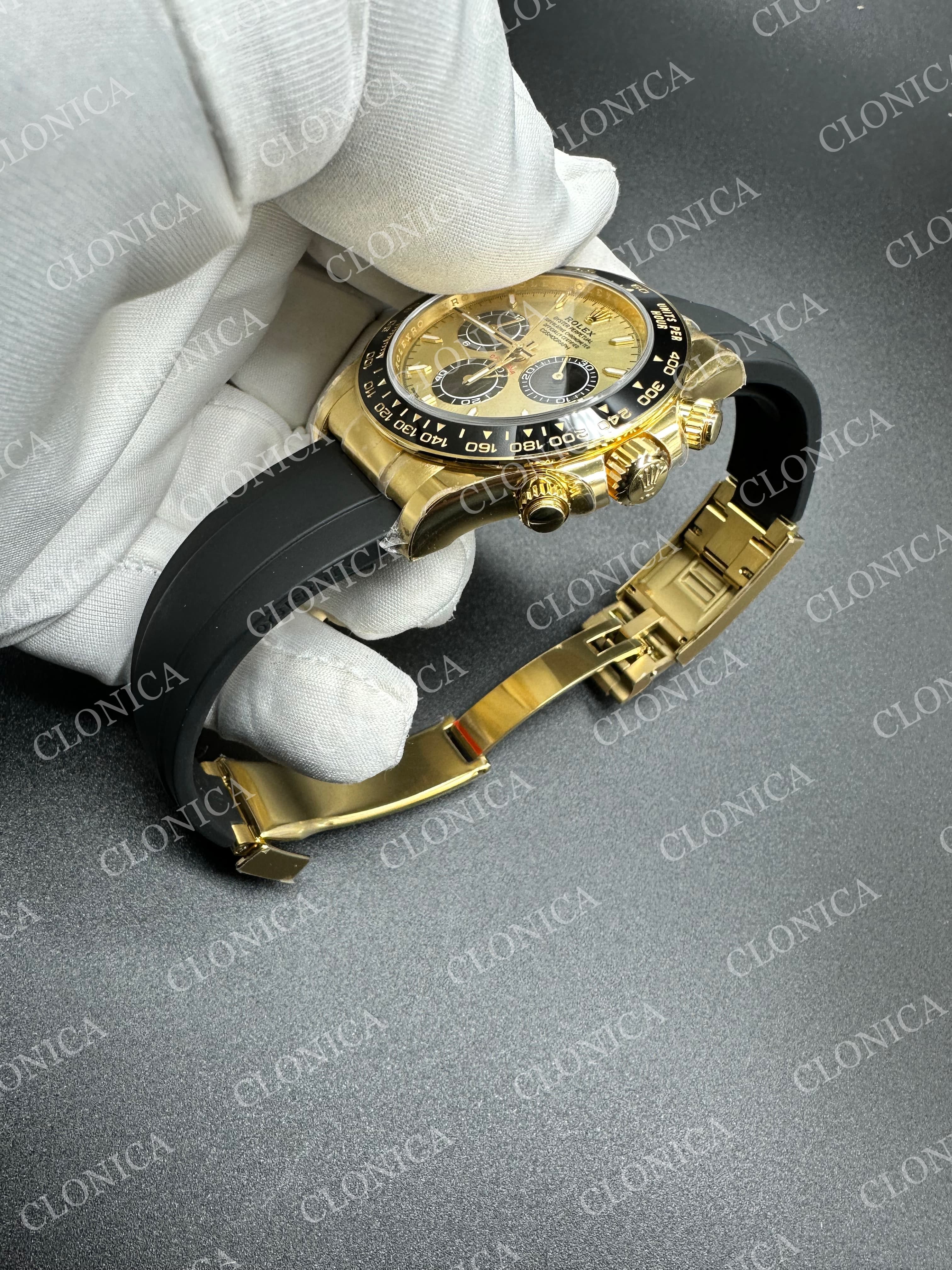 DAYTONA 126518 GAIN WEIGHT YG DIAL BLACK SUBDIAL ON OYSTERFLEX STRAP — view 8