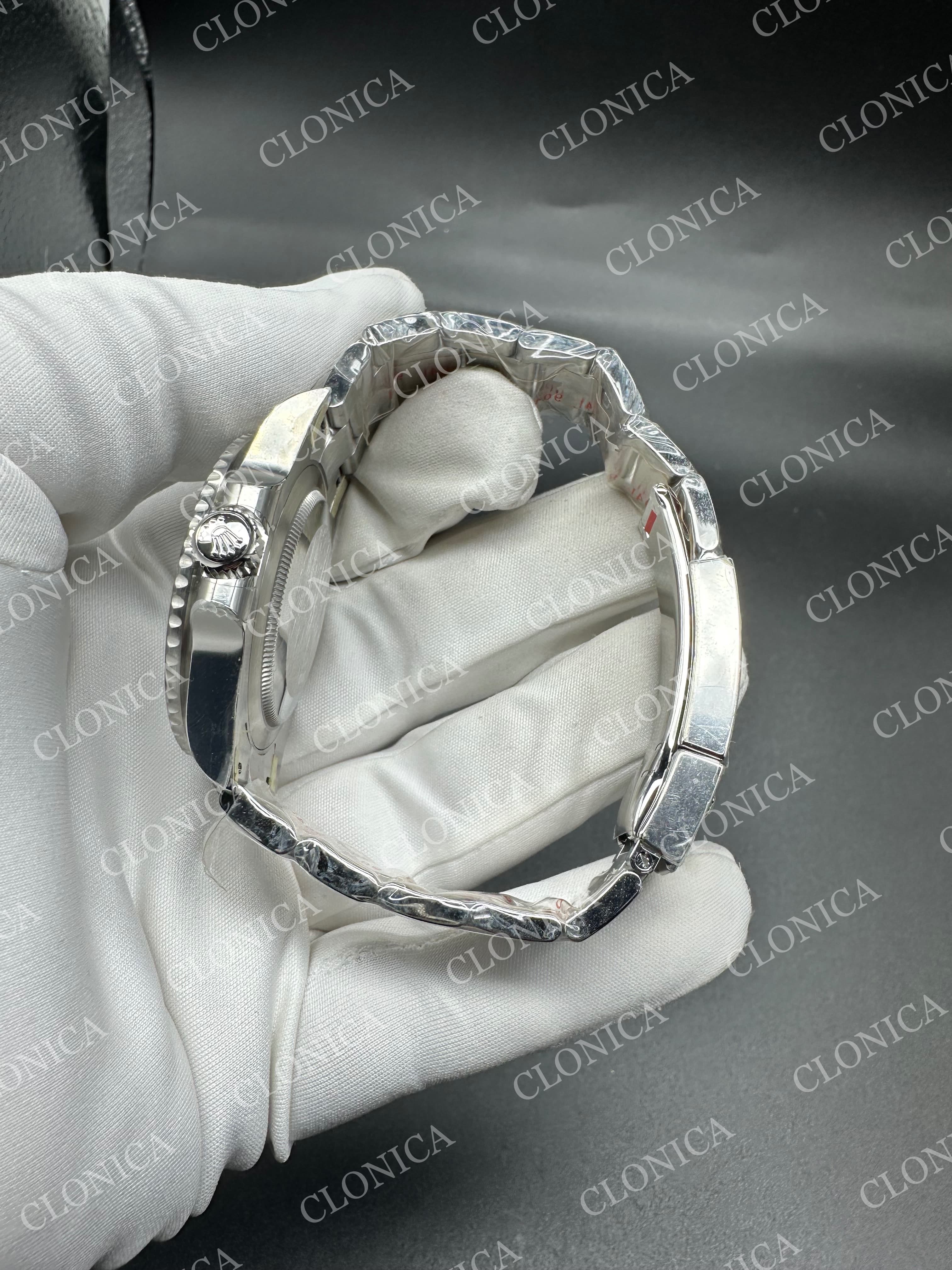 GMT MASTER II 116710 LN 904L SS BLACK DIAL ON OYSTER BRACELET DD3285 — view 4