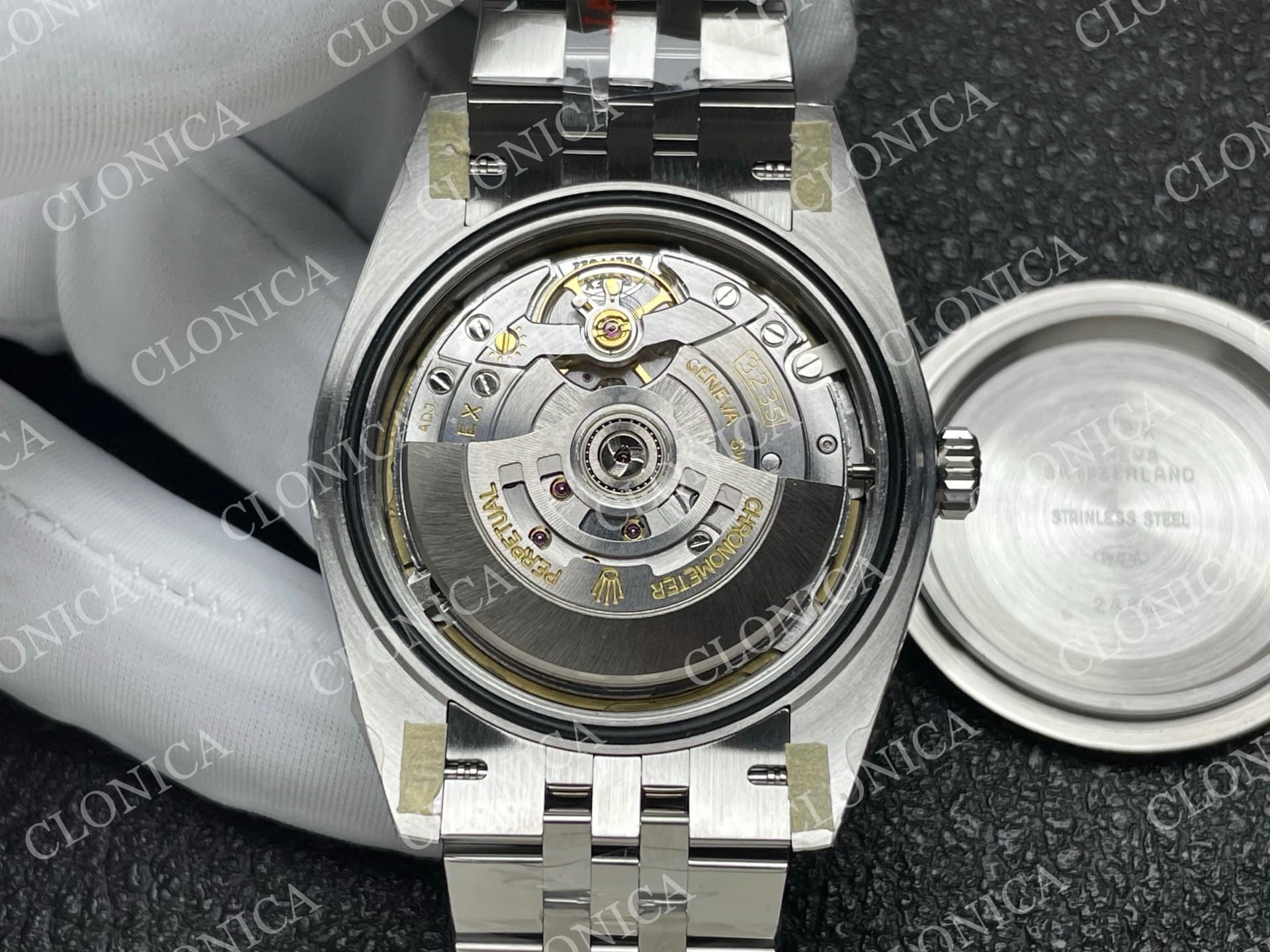 DATEJUST 41 126334 904L SS OMBRE GREEN DIAL ON JUBILEE BRACELET DD3235 — view 8