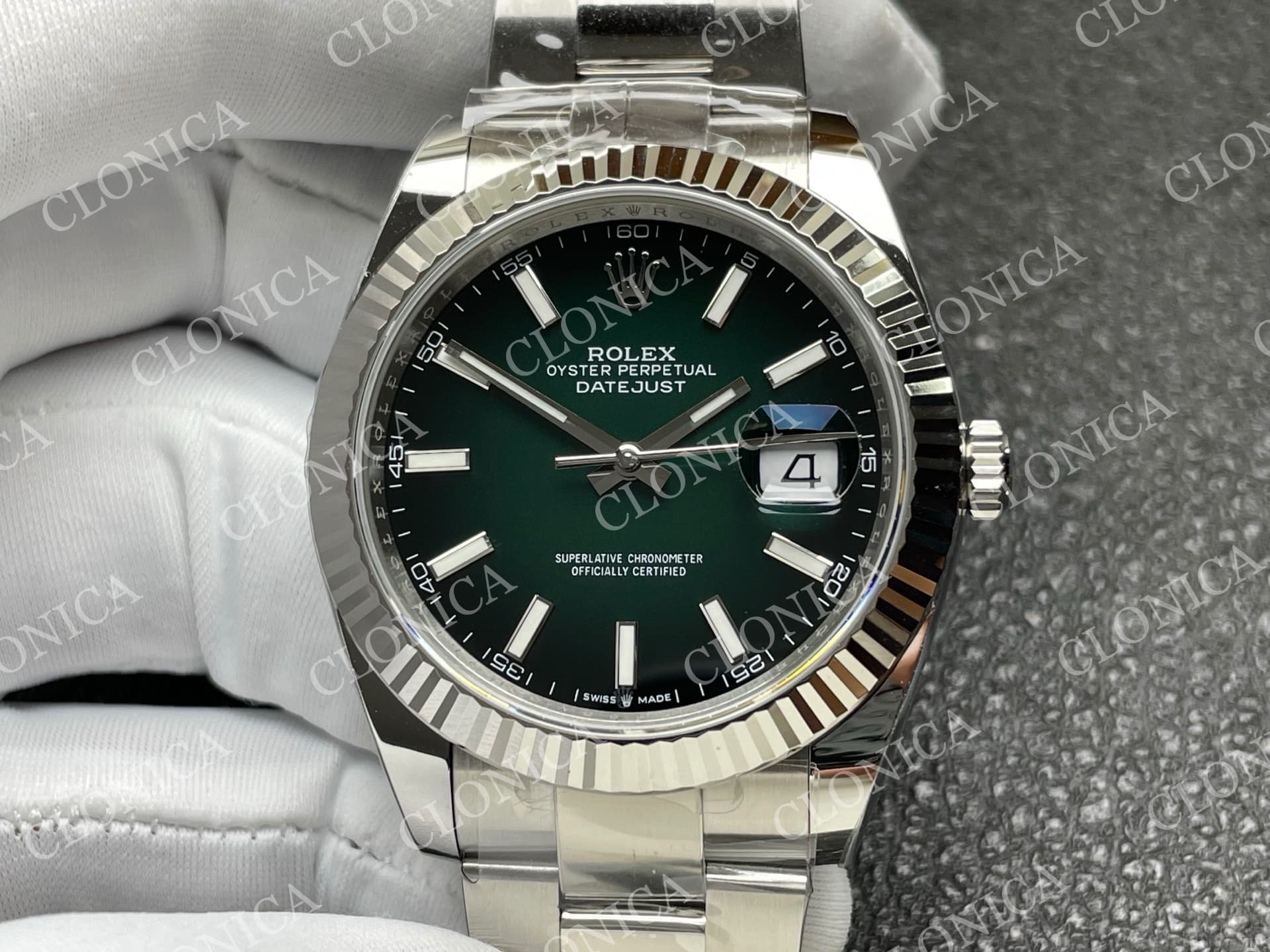 DATEJUST 41 126334 904L SS OMBRE GREEN DIAL ON OYSTER BRACELET DD3235 — view 3