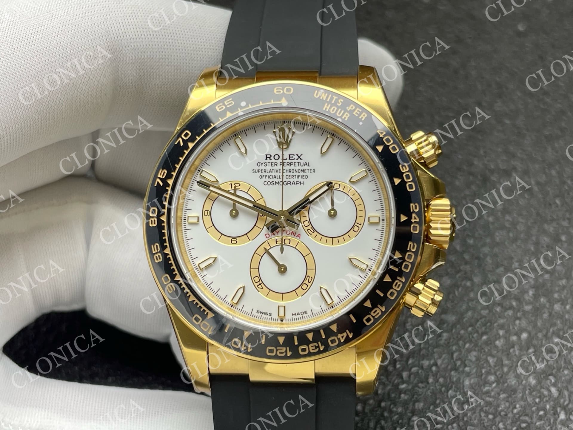 DAYTONA 126518 GAIN WEIGHT WHITE DIAL YG SUBDIAL ON OYSTERFLEX STRAP — view 3