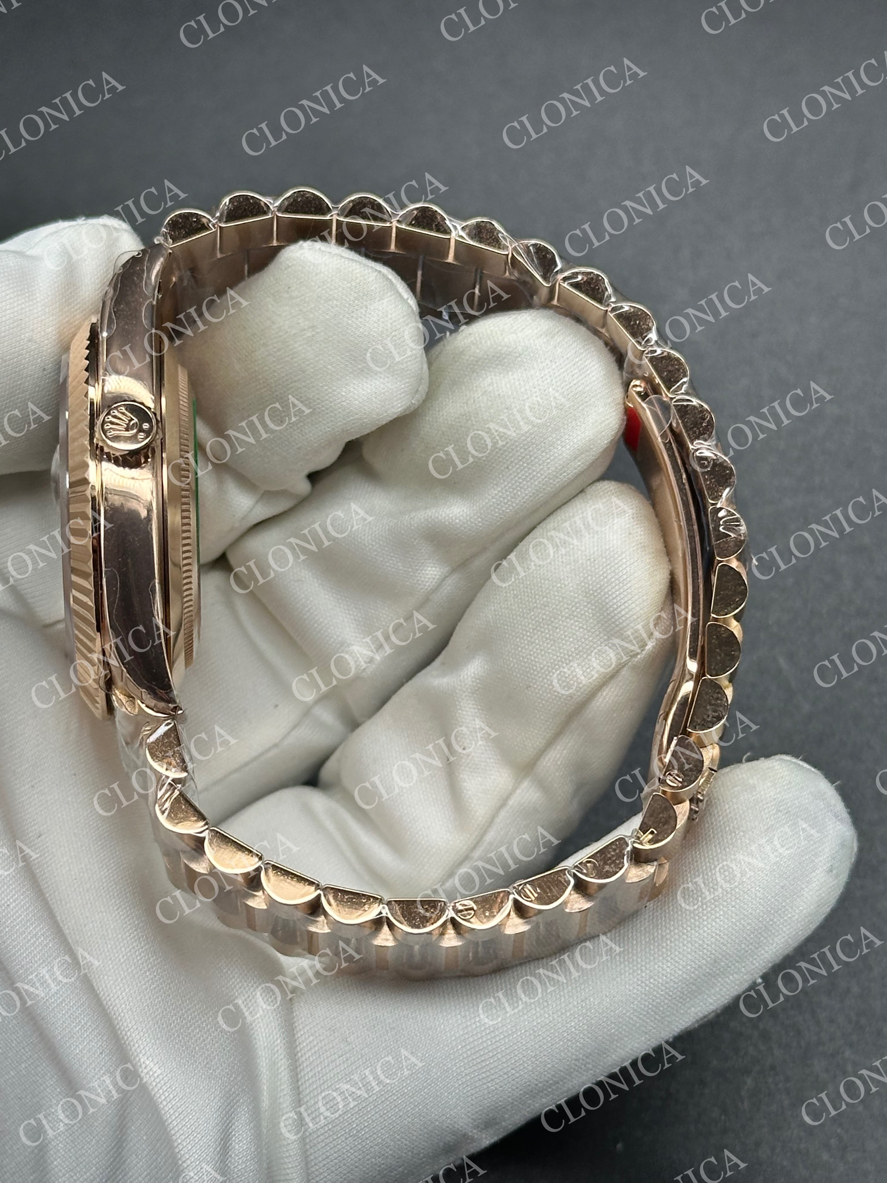 DAY DATE 128235 GAIN WEIGHT RG BROWN DIAL ROMAN MARKERS ON RG PRESIDENT BRACELET — view 4