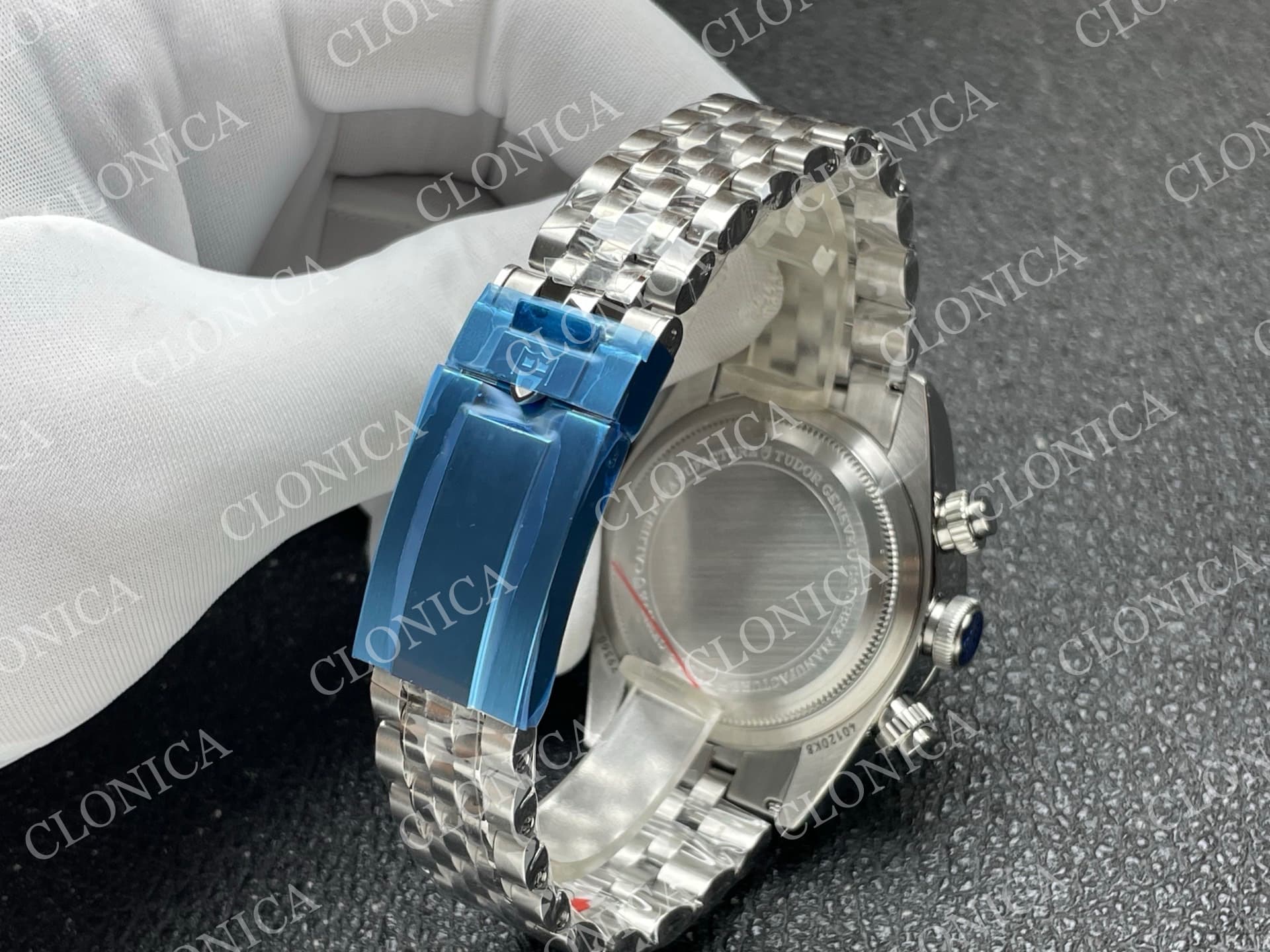 BLACK BAY CHRONO SS PINK DIAL ON SS BRACELET A7750 — view 4