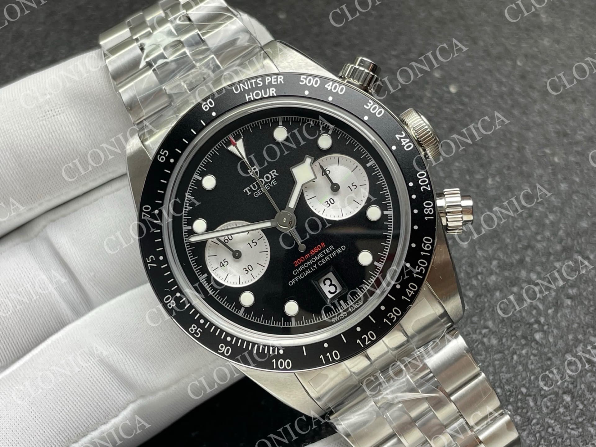 BLACK BAY CHRONO SS BLACK/WHITE DIAL ON SS BRACELET A7750 — view 2