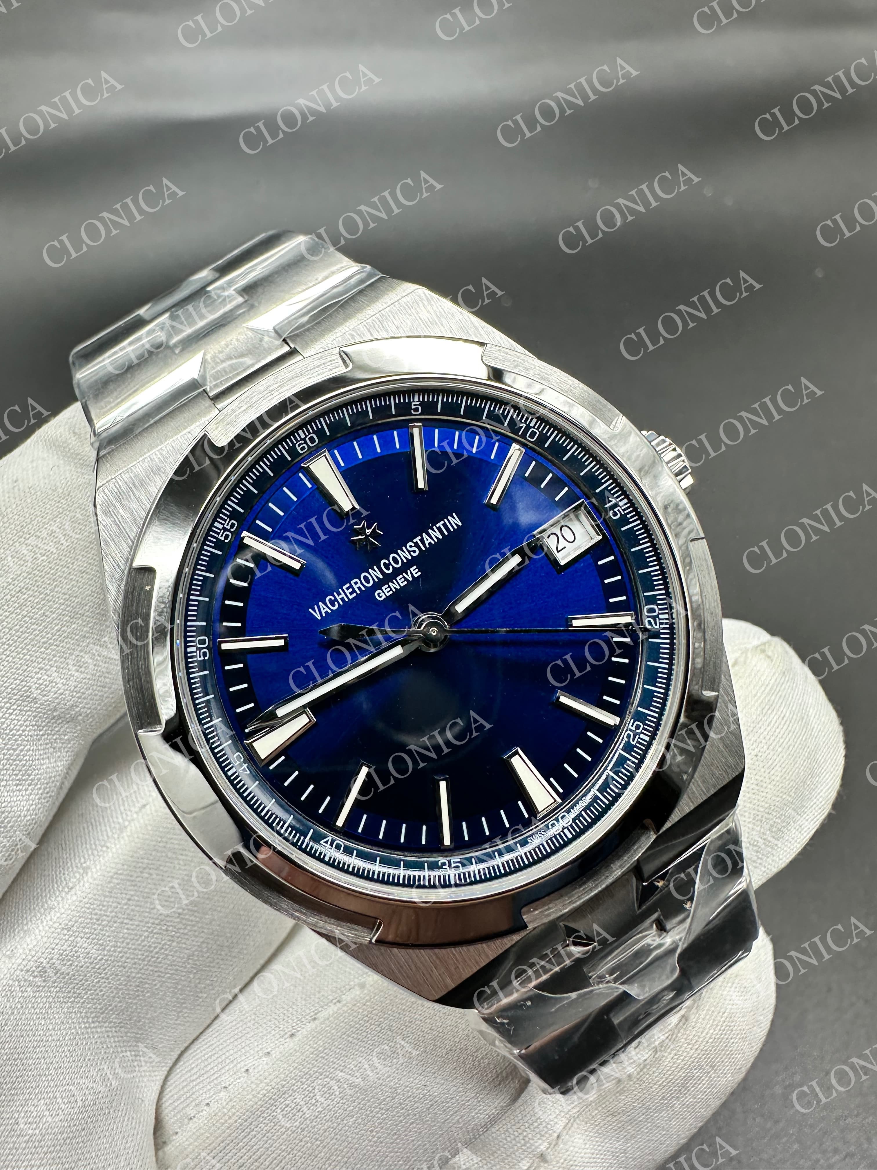 OVERSEAS 4500V SS BLUE DIAL ON SS BRACELET SUPER CLONE 5100 V2 — view 2