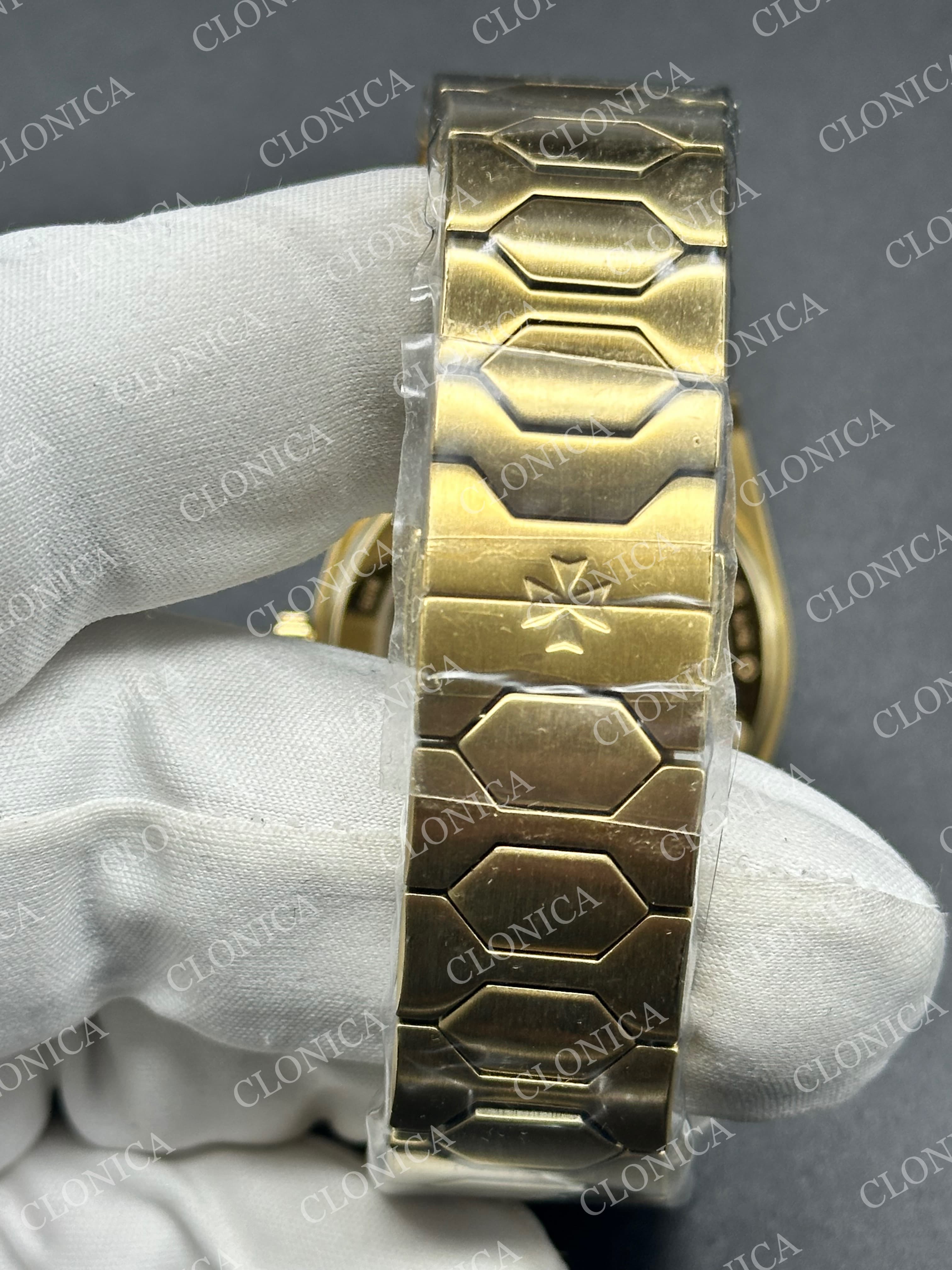 HISTORIQUES 4200H 222J-B935 YG GOLD DIAL ON YG BRACELET A2455 — view 6